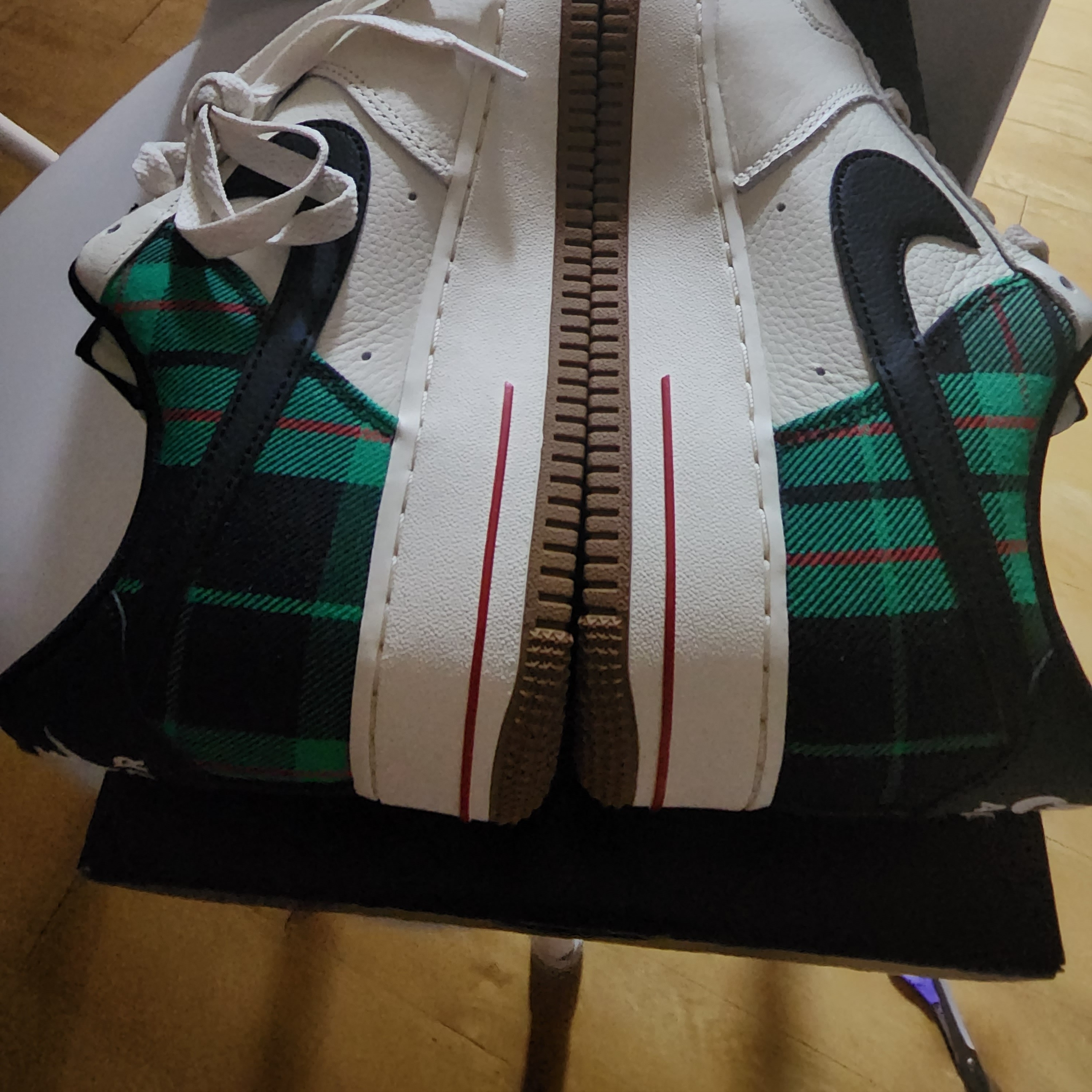 Nike Air Force 1 '07 LX Pale Ivory 착용 스타일 - 4