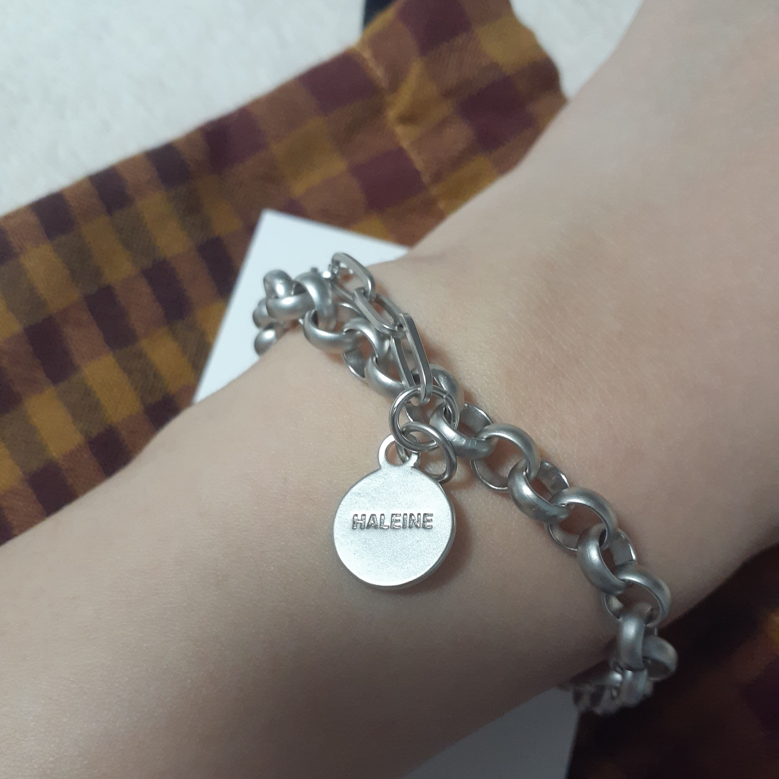 Haleine Metal Layered Bracelet Silver 착용 스타일