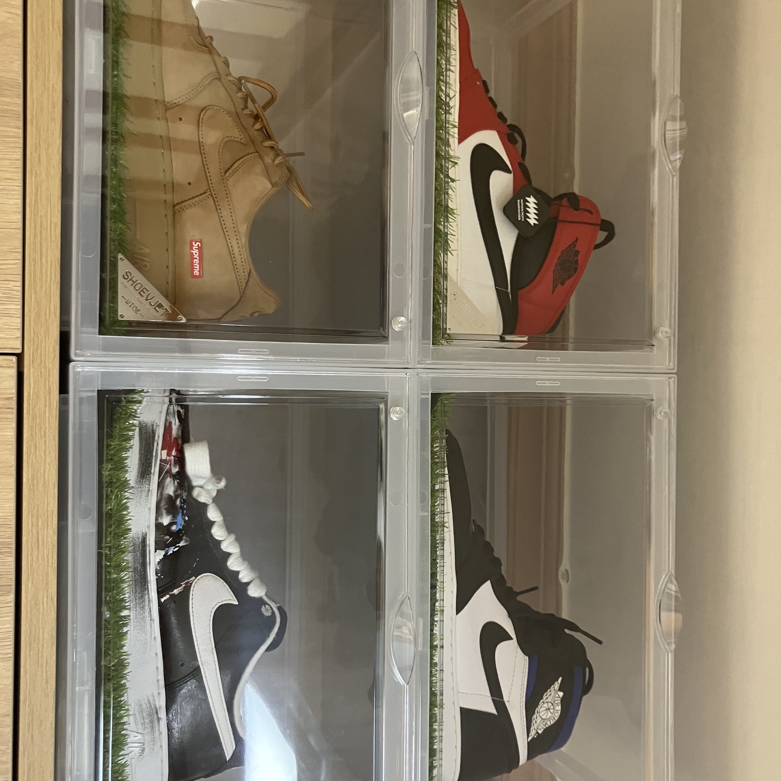Jordan 1 Retro High OG Royal Toe, Nike x Peaceminusone Air Force 1 Low Para-Noise 착용 스타일
