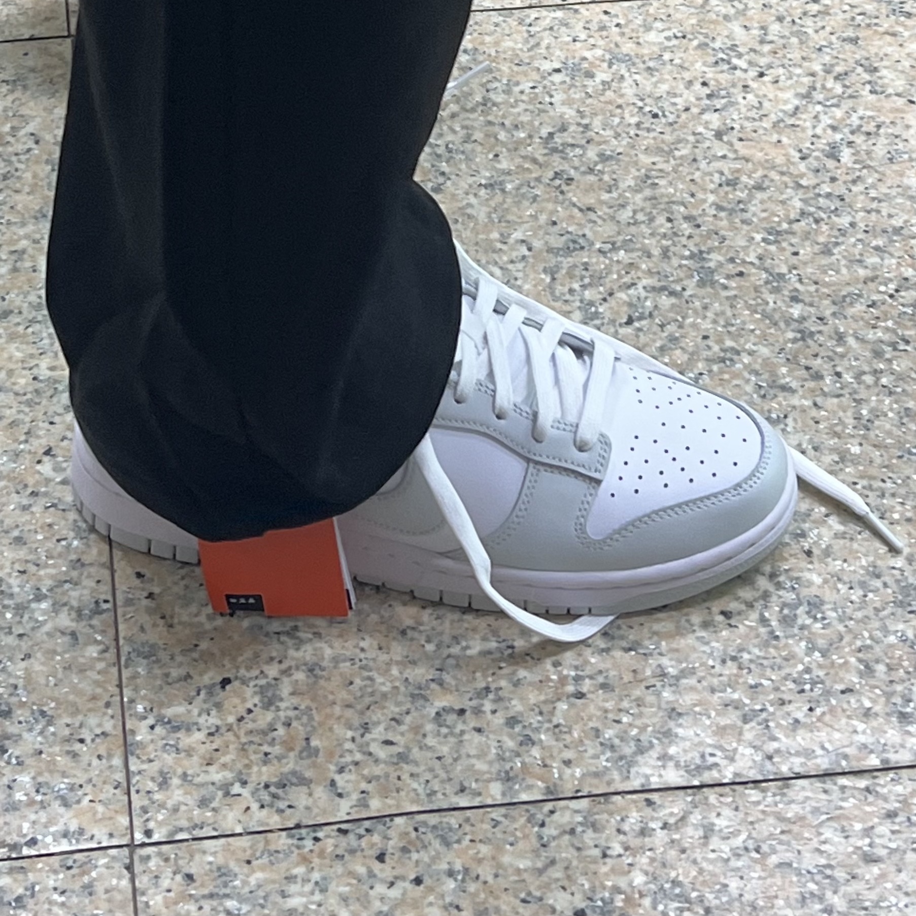 (W) Nike Dunk Low Photon Dust 착용 스타일