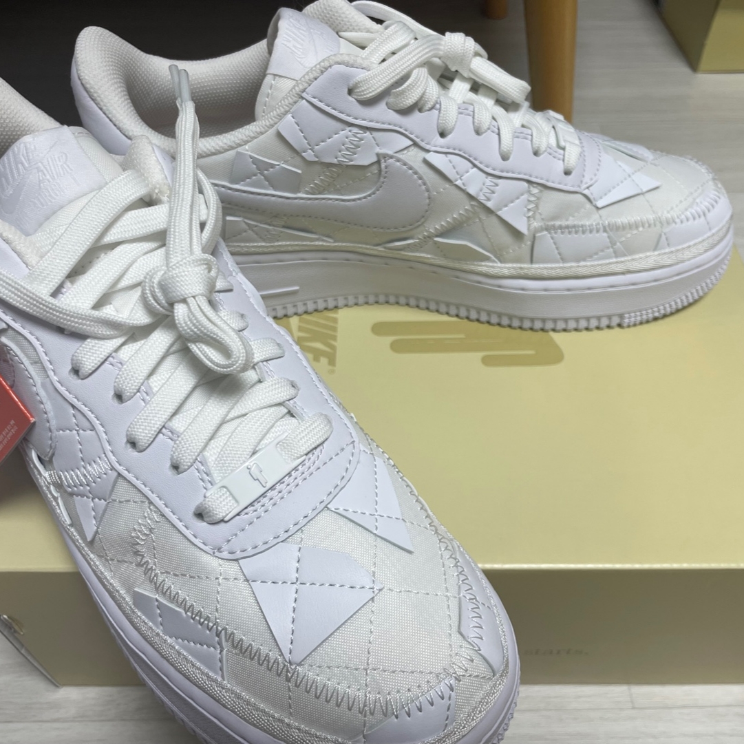 Nike x Billie Eilish Air Force 1 Low SP Triple White 착용 스타일 - 1