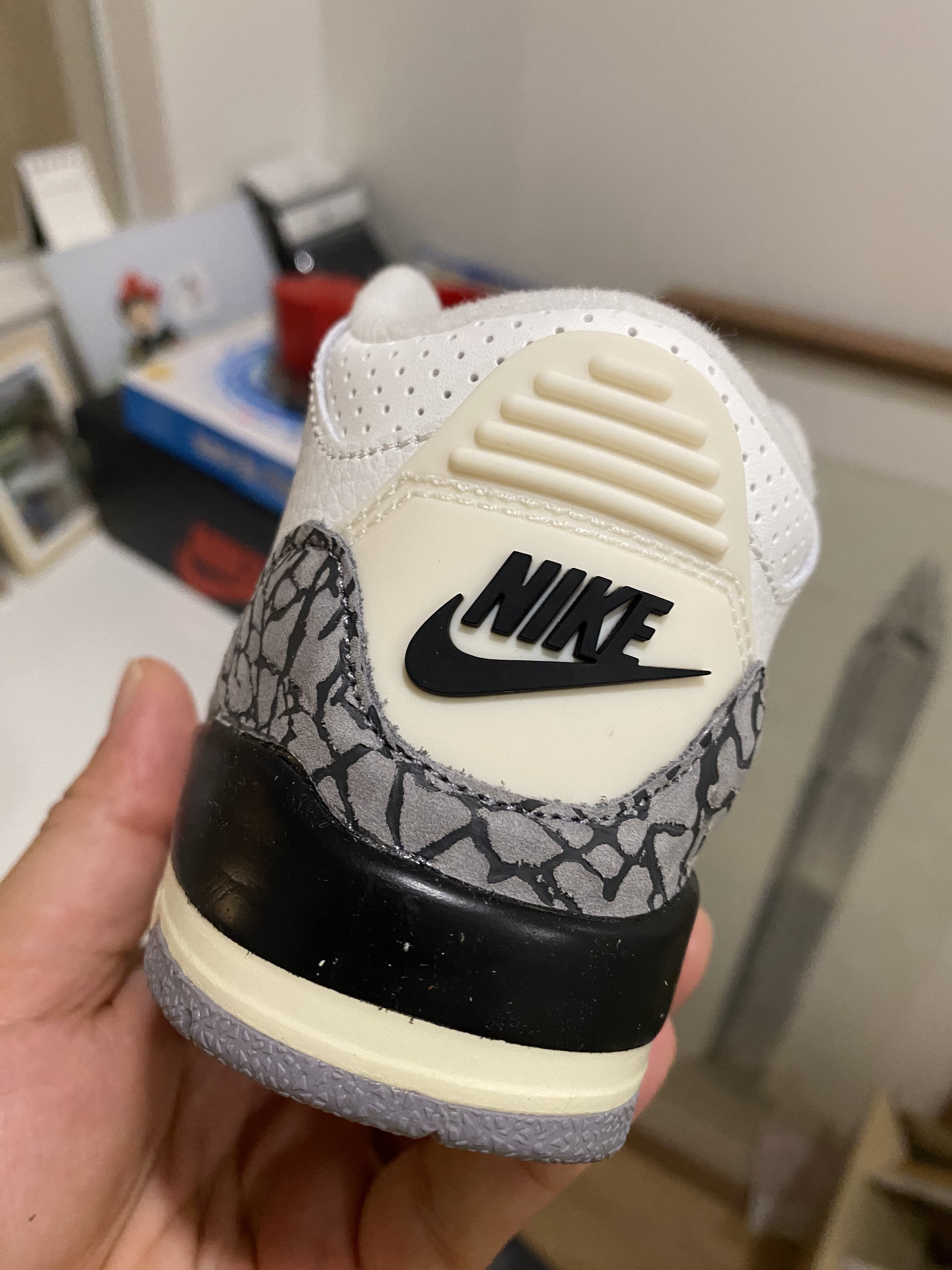 (PS) Jordan 3 Retro White Cement Reimagined 착용 스타일 - 1