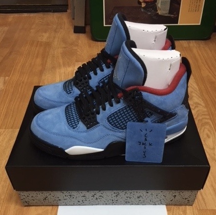 Jordan 4 x Travis Scott Retro Cactus Jack 착용 스타일