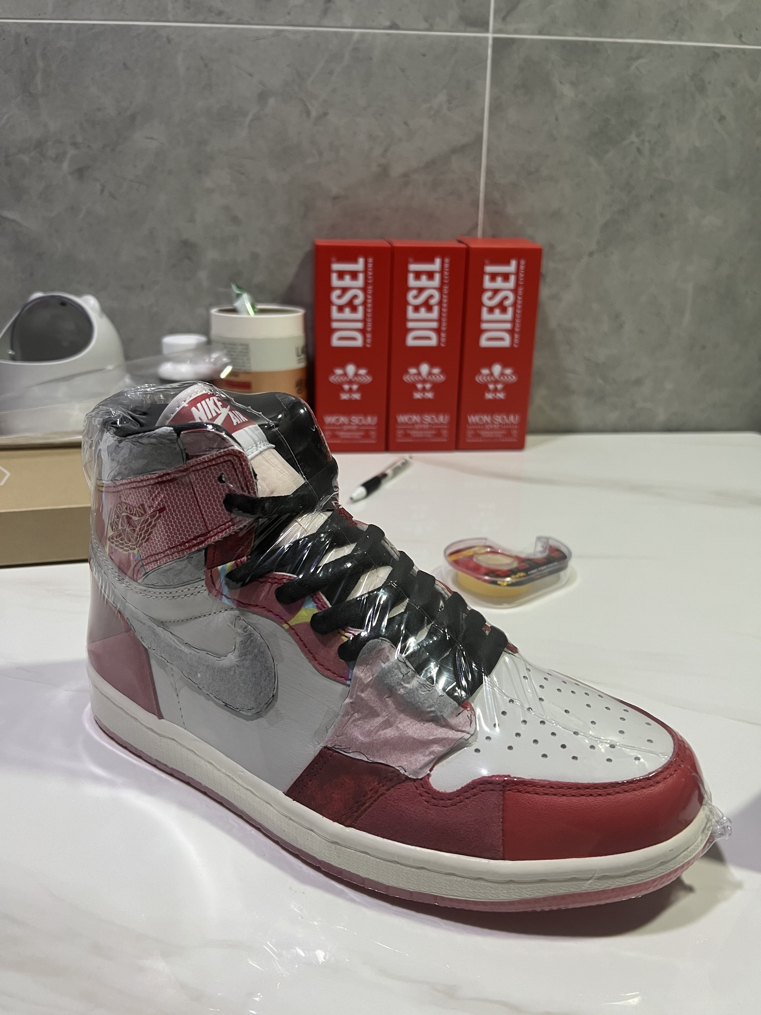 Jordan 1 Retro High Spider-Man Next Chapter 착용 스타일 - 1