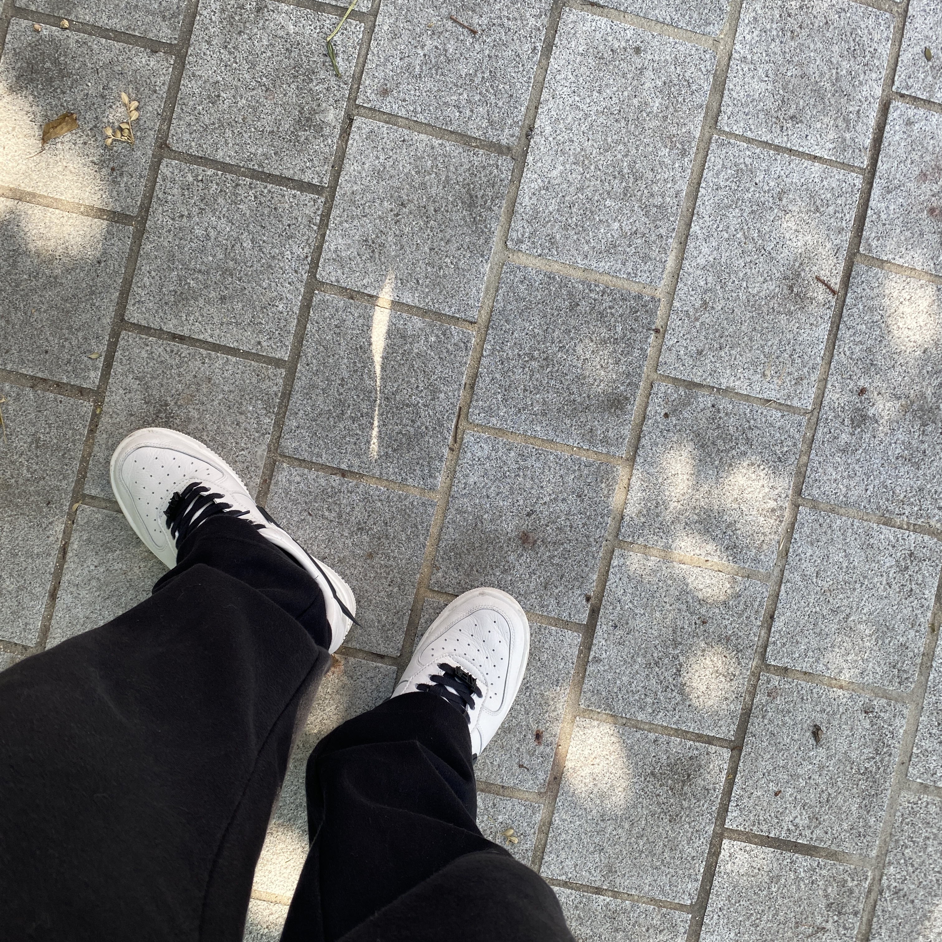 Nike x Ambush Air Force 1 Low SP Phantom 착용 스타일