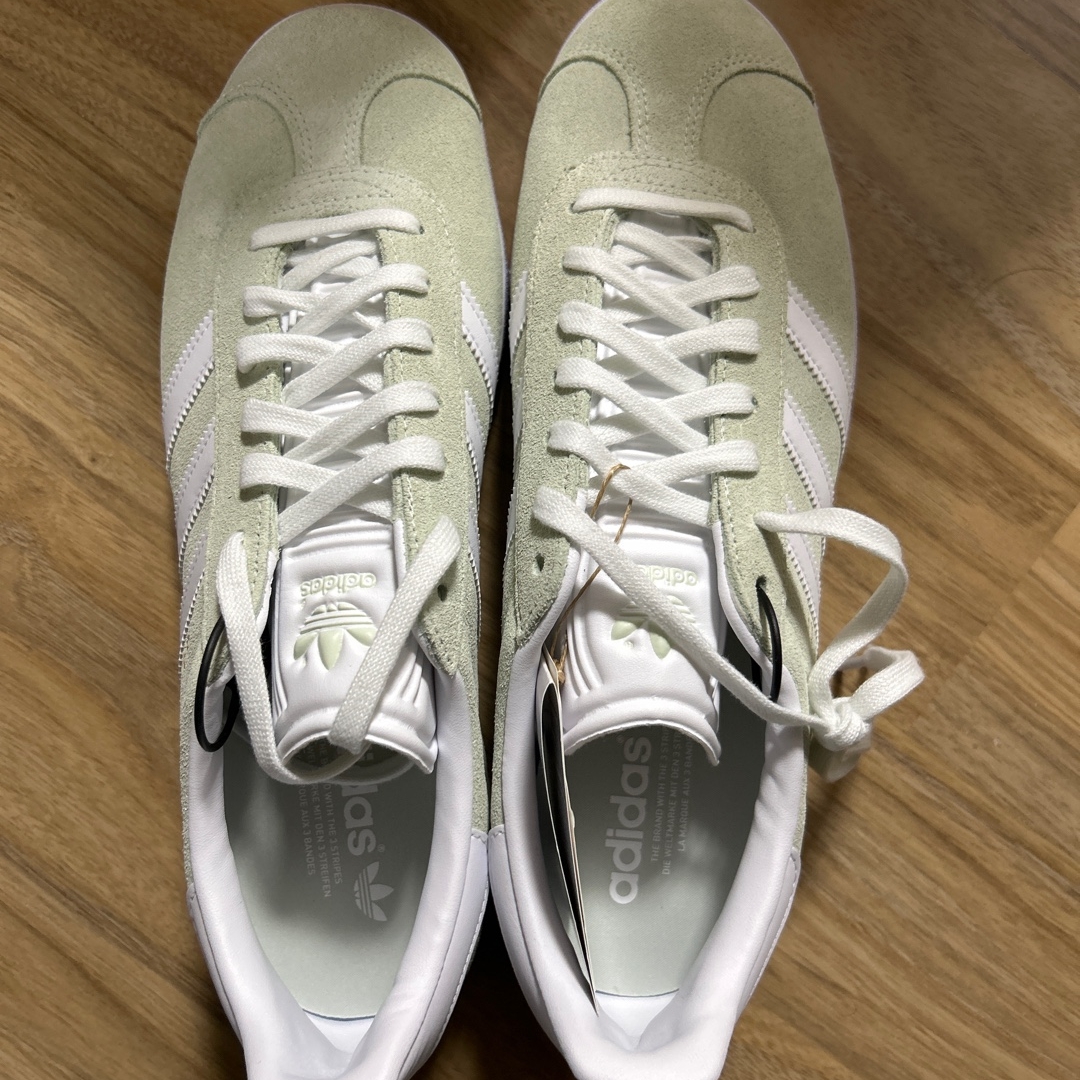 Adidas Gazelle Linen Green 착용 스타일