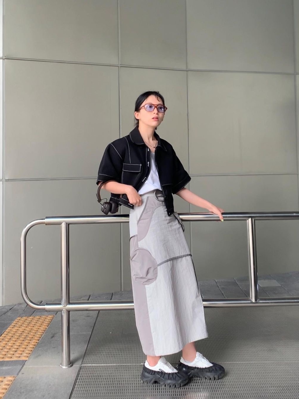 Art Of Field Flap Pocket Long Skirt Khaki Beige, Art Of Field Flap Pocket Long Skirt Blue 착용 스타일