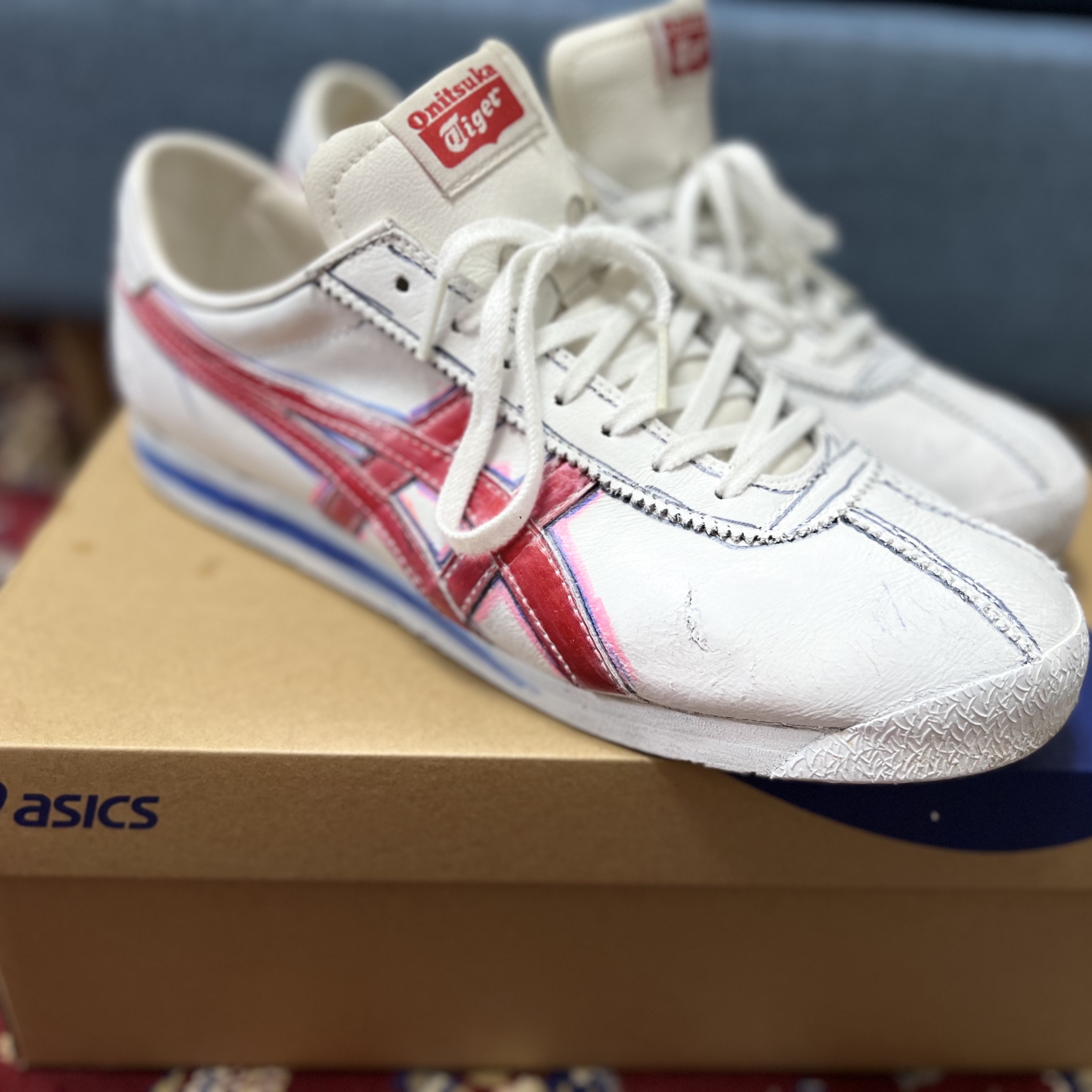 (W) Asics Gel-Venture 9 Black, Onitsuka Tiger Corsair White True Red 착용 스타일 - 5