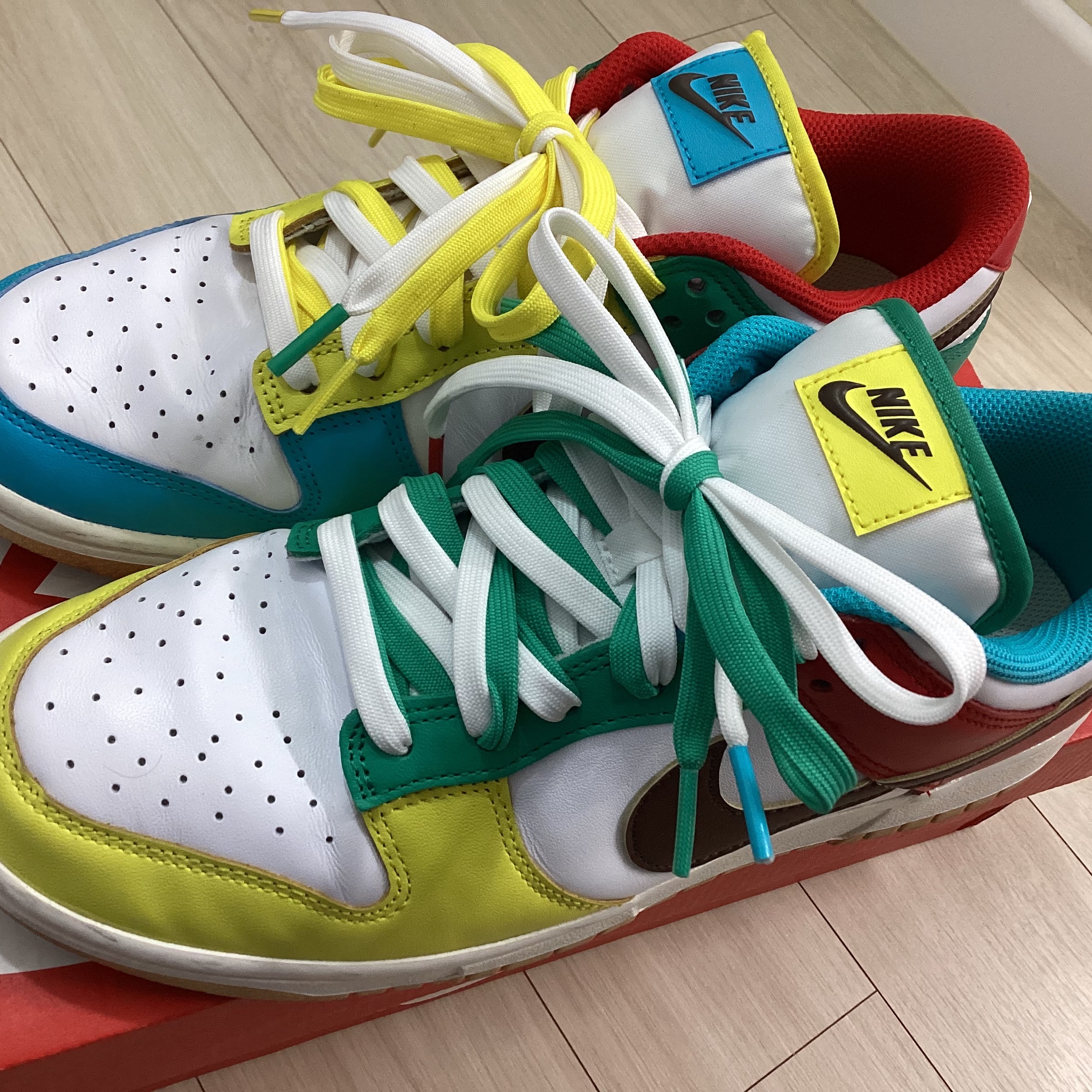 Nike Dunk Low SE Free.99 White 착용 스타일