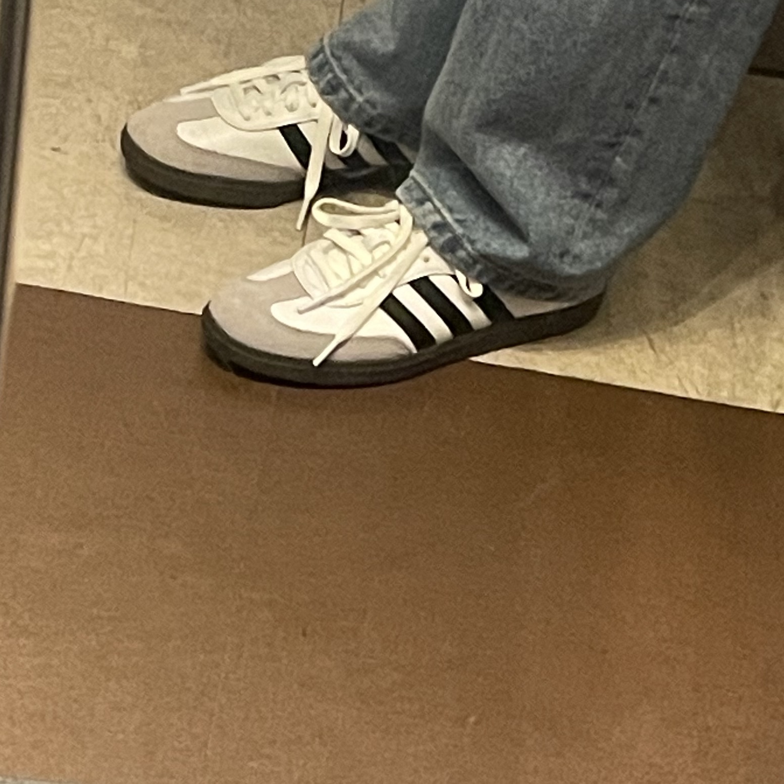 Adidas Samba OG Cloud White 착용 스타일 - 4