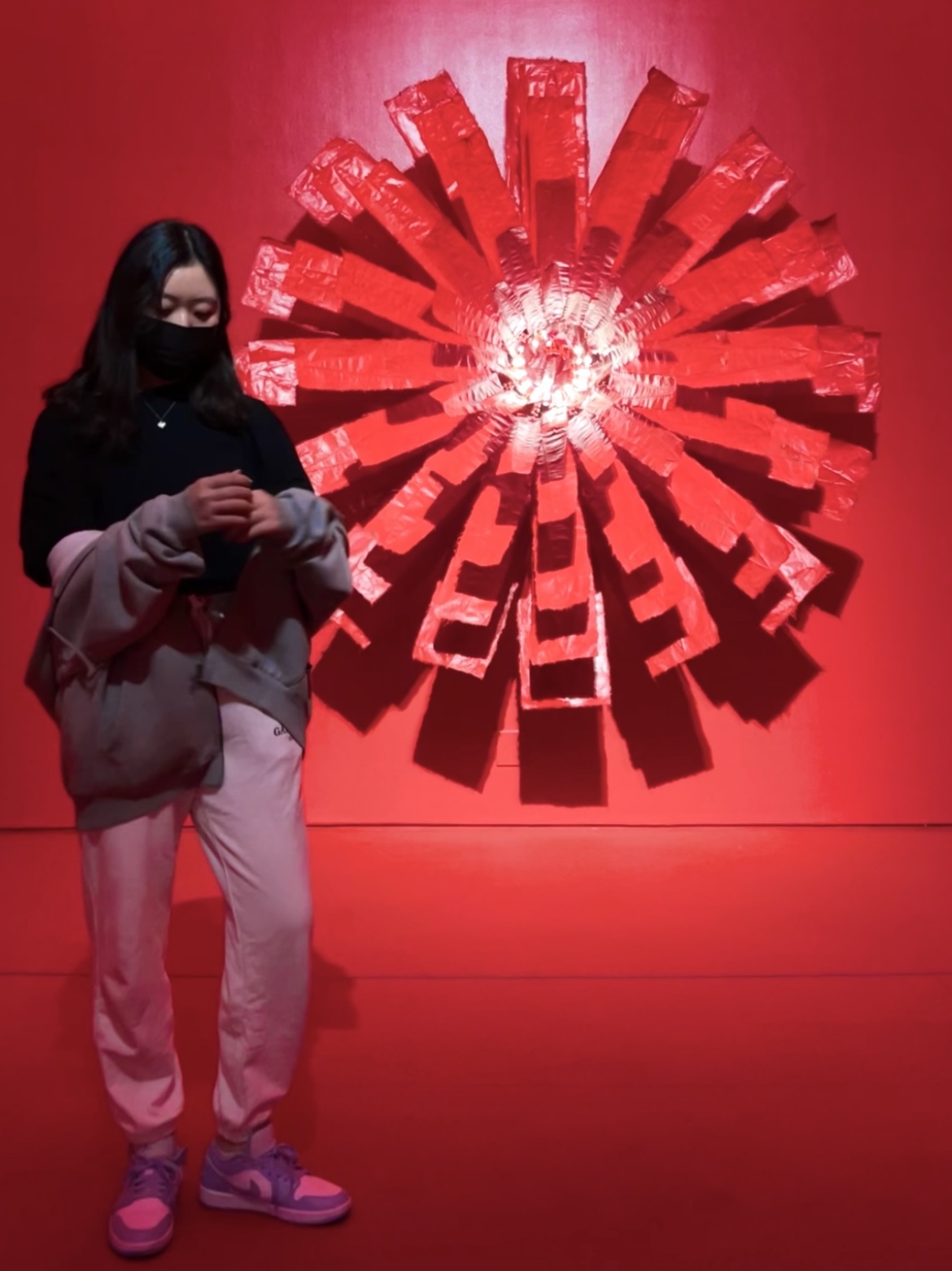 (W) 조던 1 로우 화이트 아이스 블루 착용 스타일 - 1