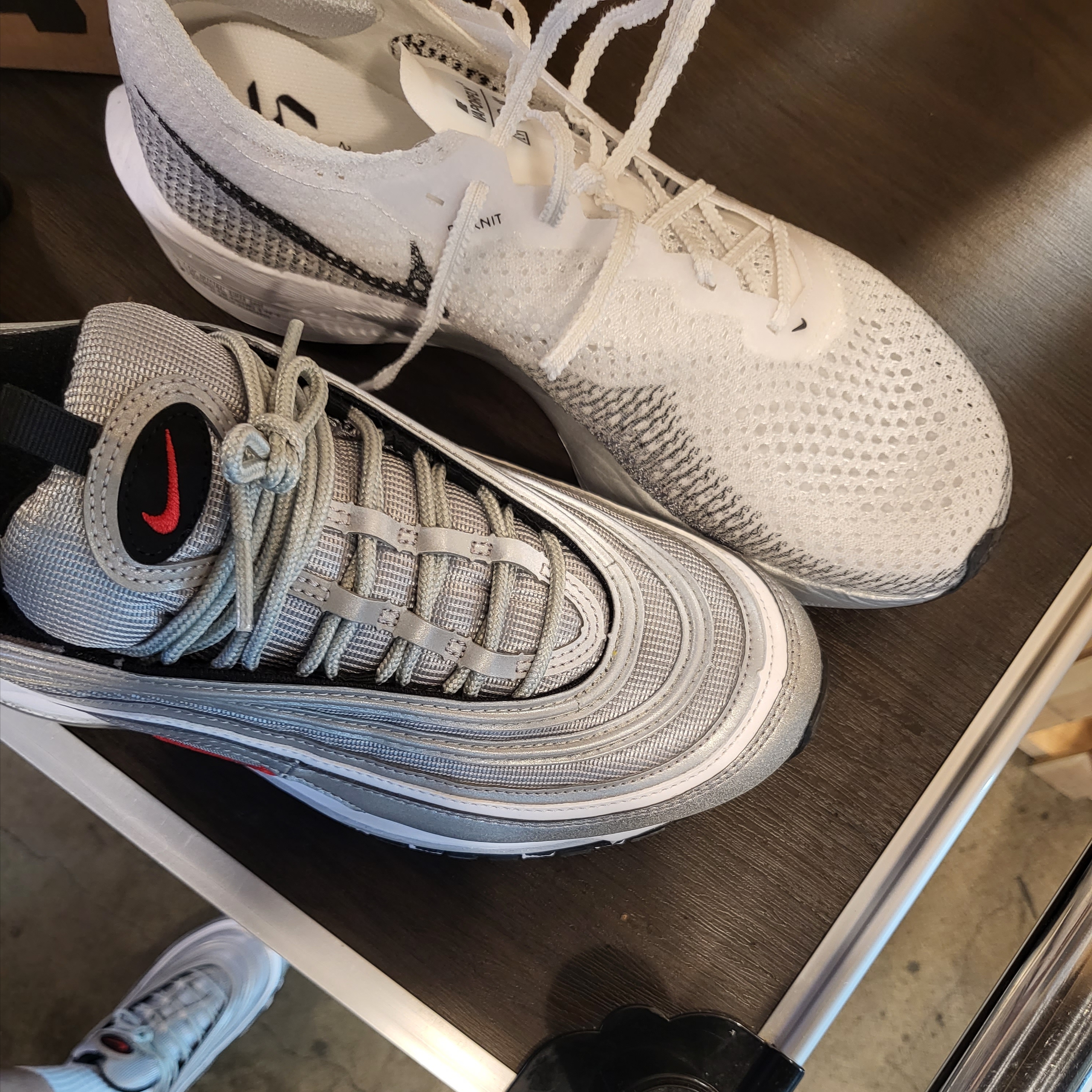 Nike ZoomX Vaporfly Next% 3 White Grey 착용 스타일