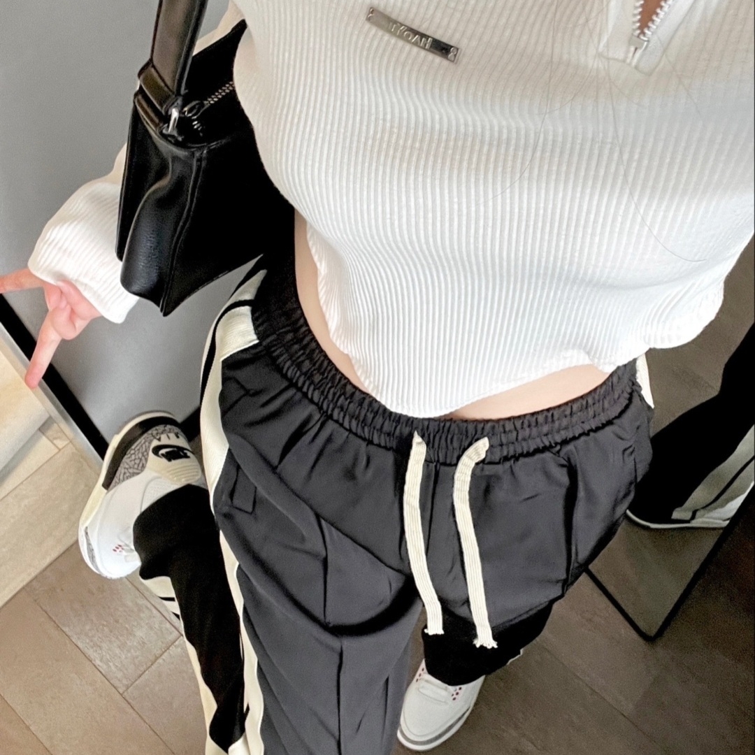 Adidas Mini Airliner Bag Black 착용 스타일 - 3