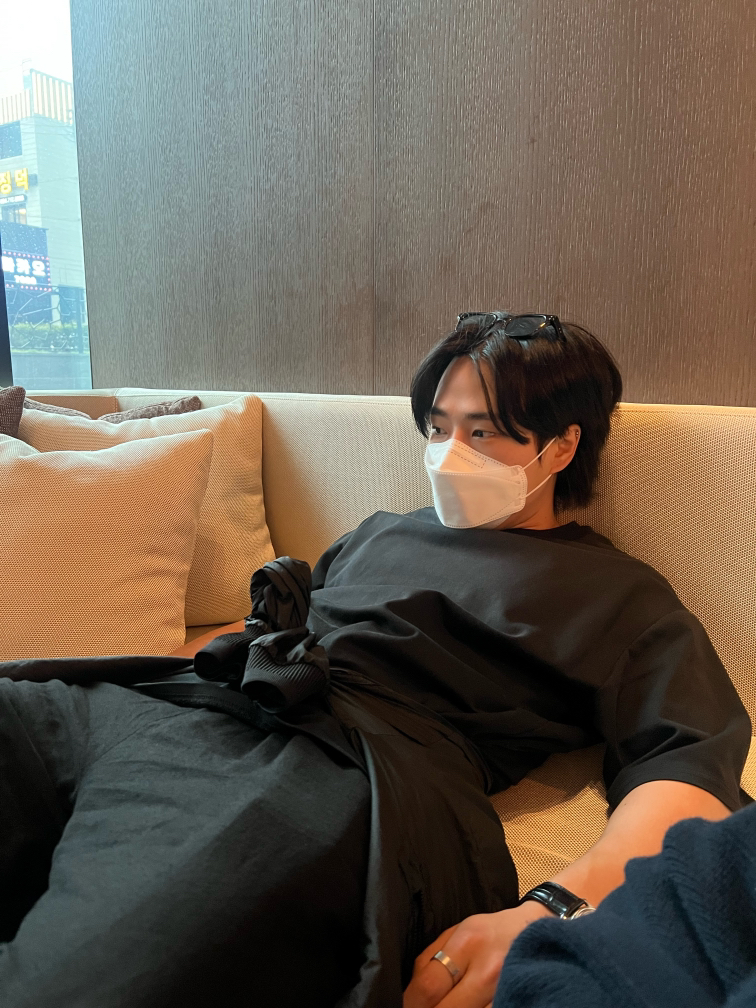 KREAM 프로필 이미지