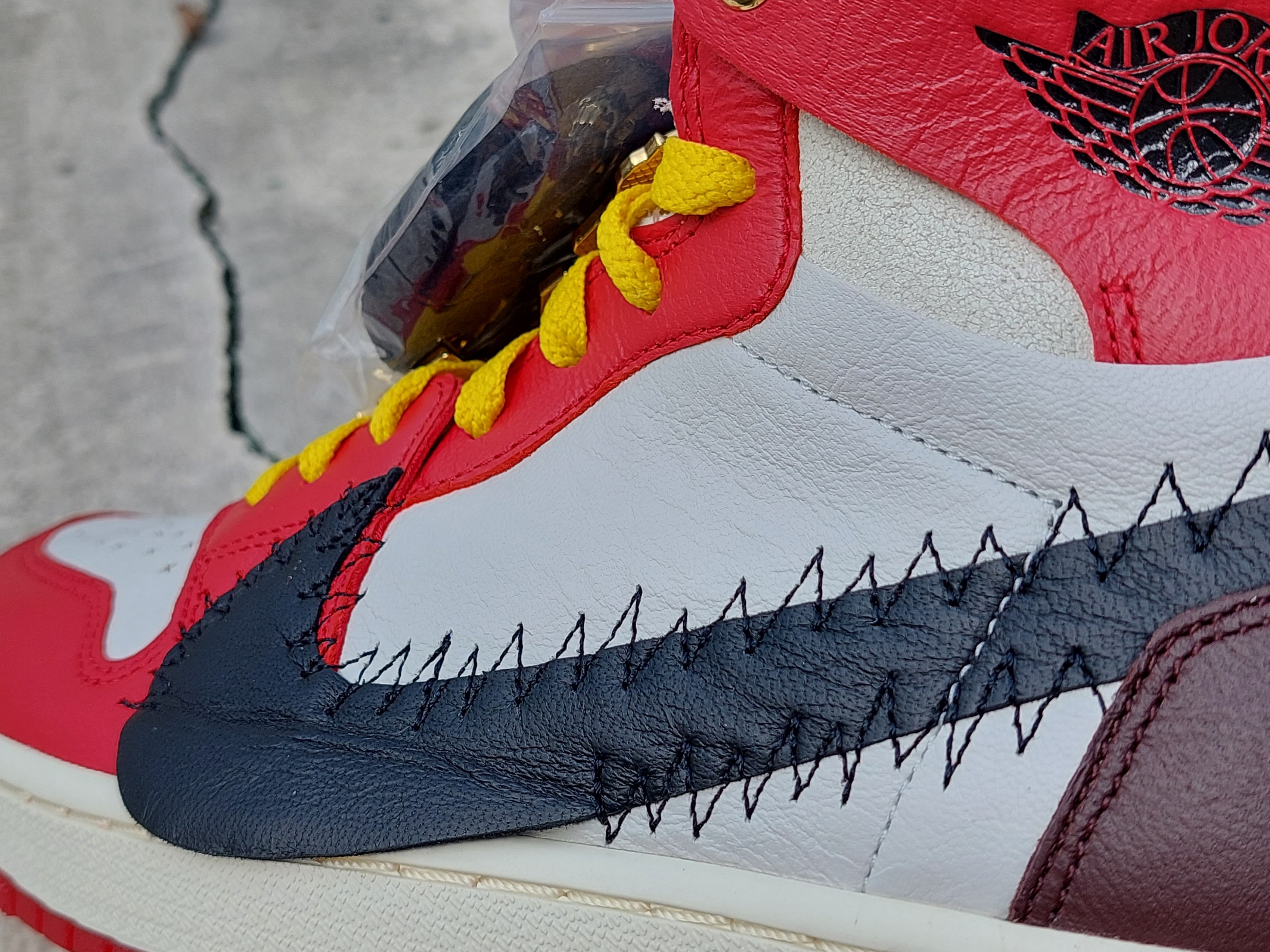 (W) Jordan 1 x Teyana Taylor Zoom CMFT 2 Gym Red 착용 스타일 - 2
