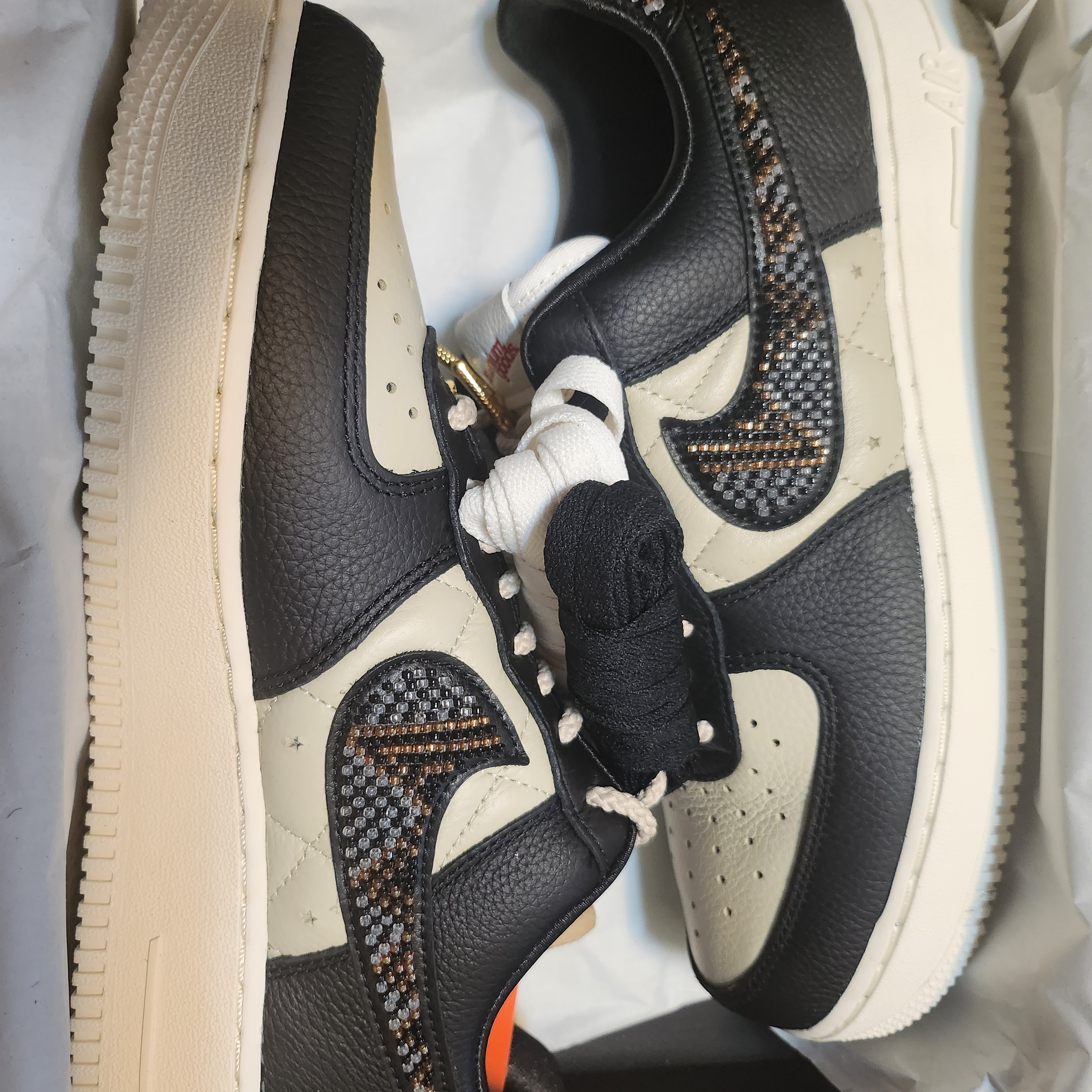 (W) Nike x Premium Goods Air Force 1 Low Black Sand 착용 스타일 - 3