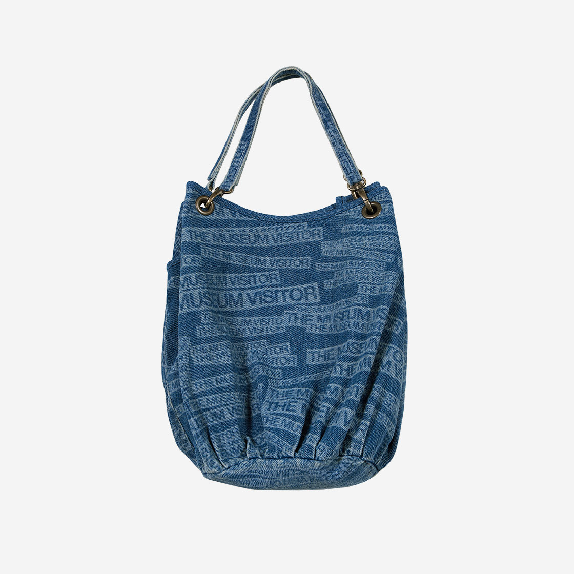 더뮤지엄비지터 로고 프린티드 토트백 워시드 블루
