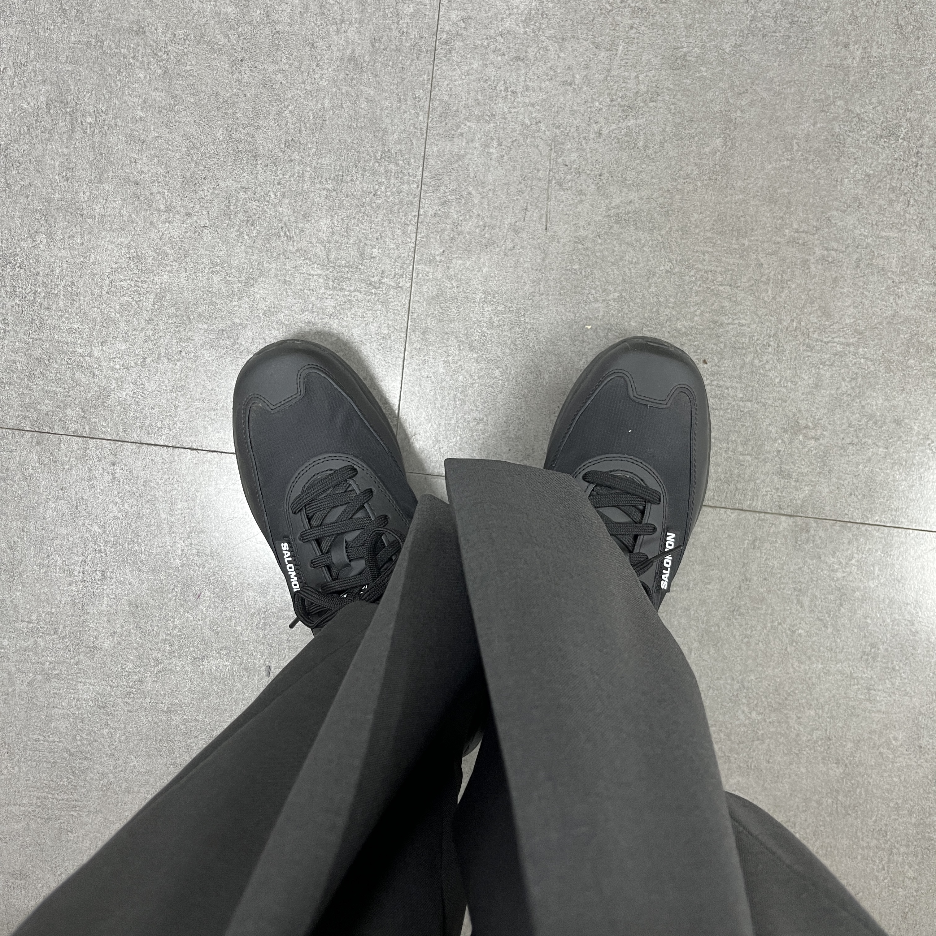 Salomon x Comme des Garcons SR90 Black 착용 스타일