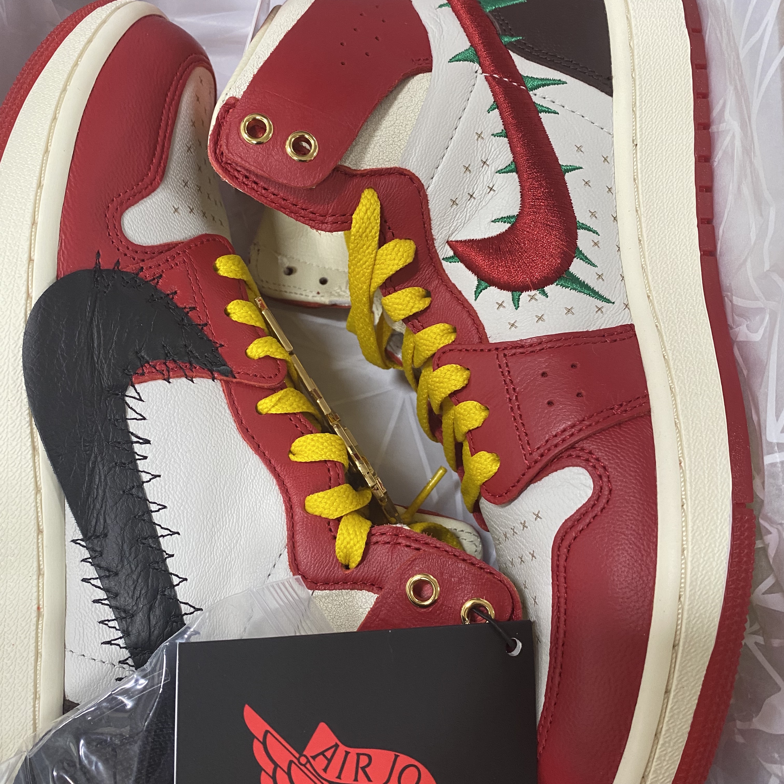 (W) Jordan 1 x Teyana Taylor Zoom CMFT 2 Gym Red 착용 스타일 - 1