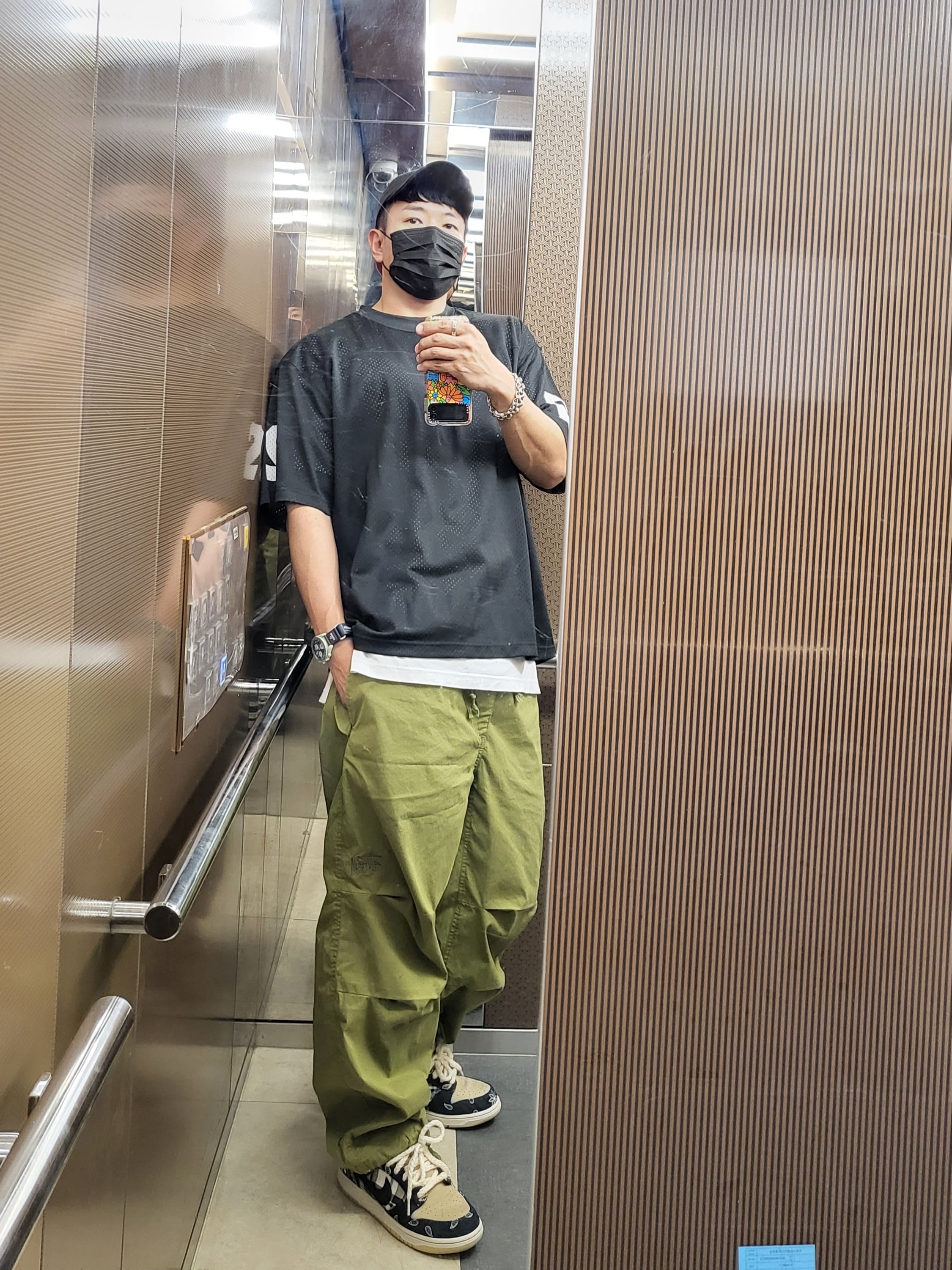 Stussy Stock Low Pro Cap Black, Stussy Mesh Football Jersey Black 착용 스타일