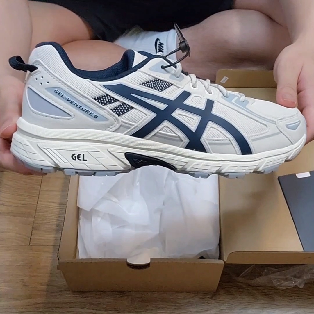 Asics Gel-Venture 6 SPS Birch French Blue 착용 스타일 - 2