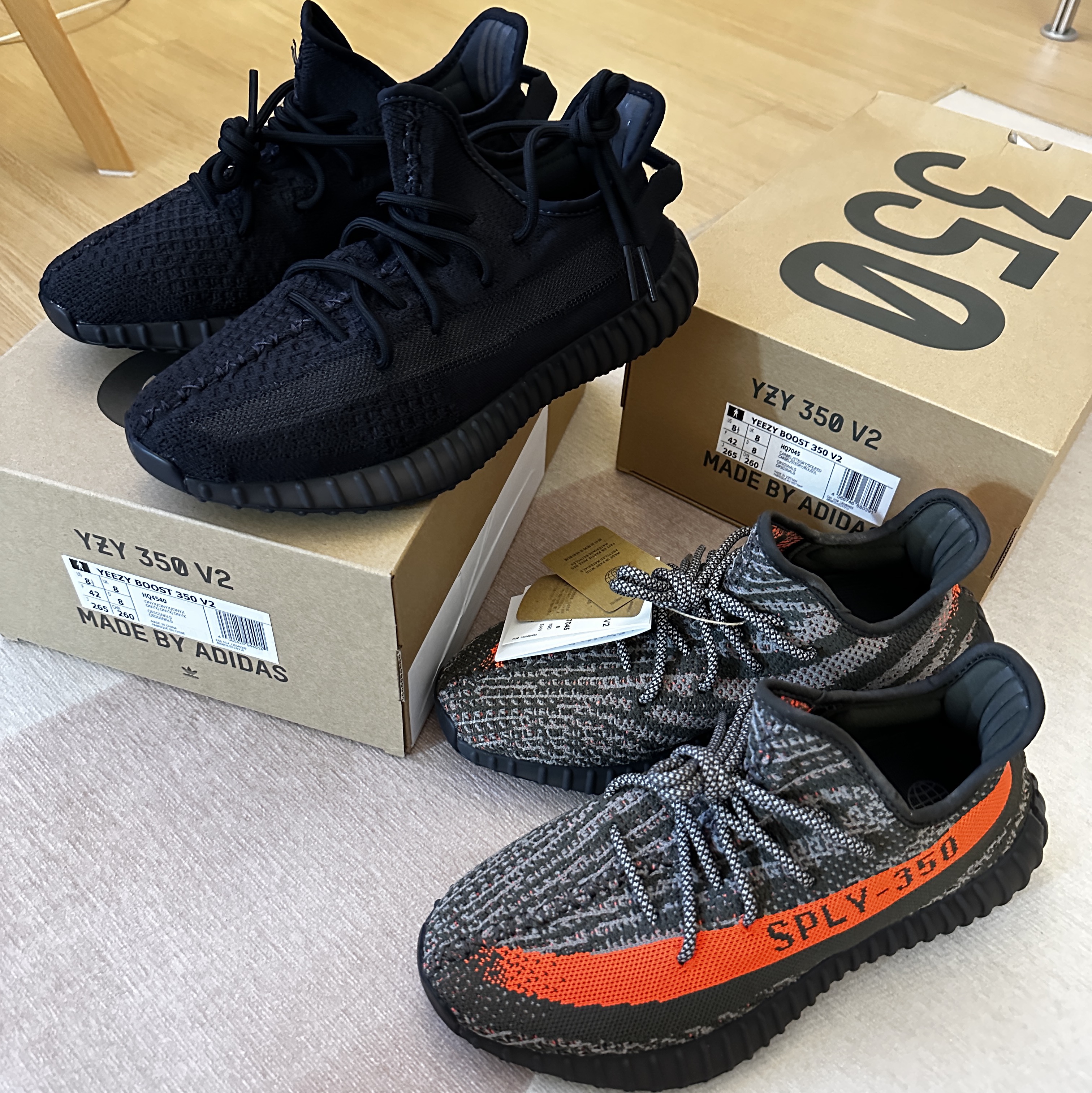 Adidas Yeezy Boost 350 V2 Carbon Beluga, Adidas Yeezy Boost 350 V2 Onyx 착용 스타일 - 1