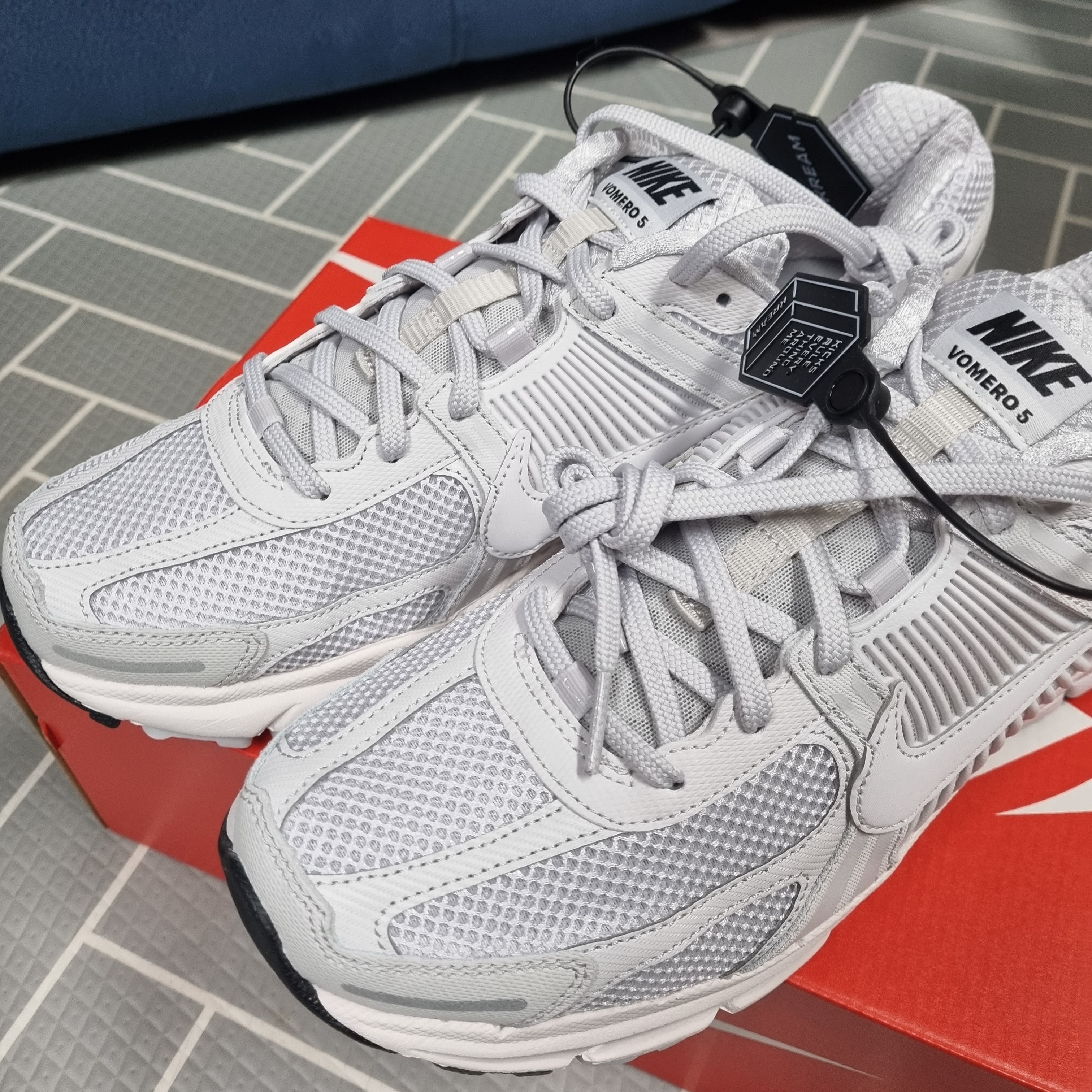Nike Zoom Vomero 5 SP Vast Grey 2023 착용 스타일