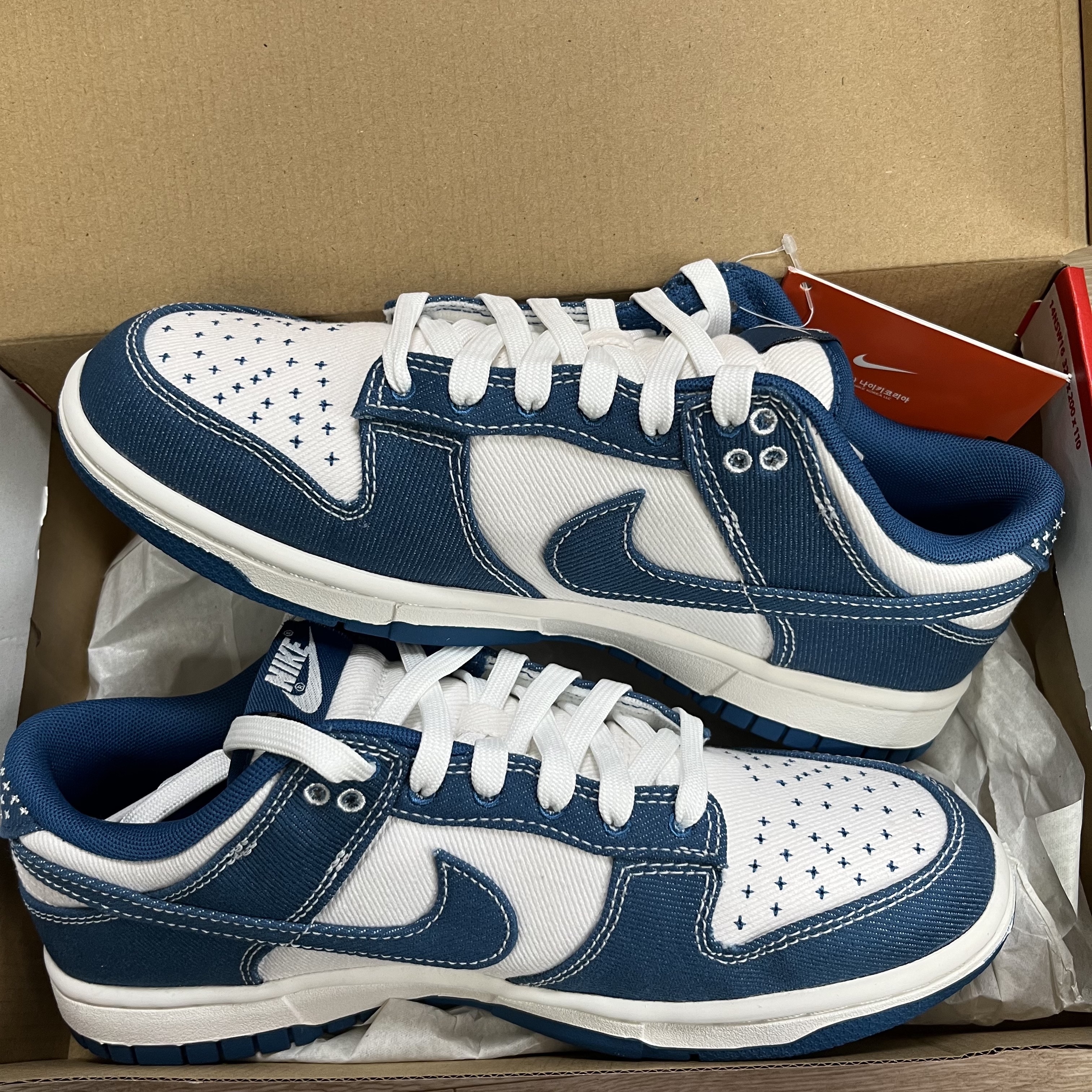 Nike Dunk Low Retro SE Industrial Blue 착용 스타일