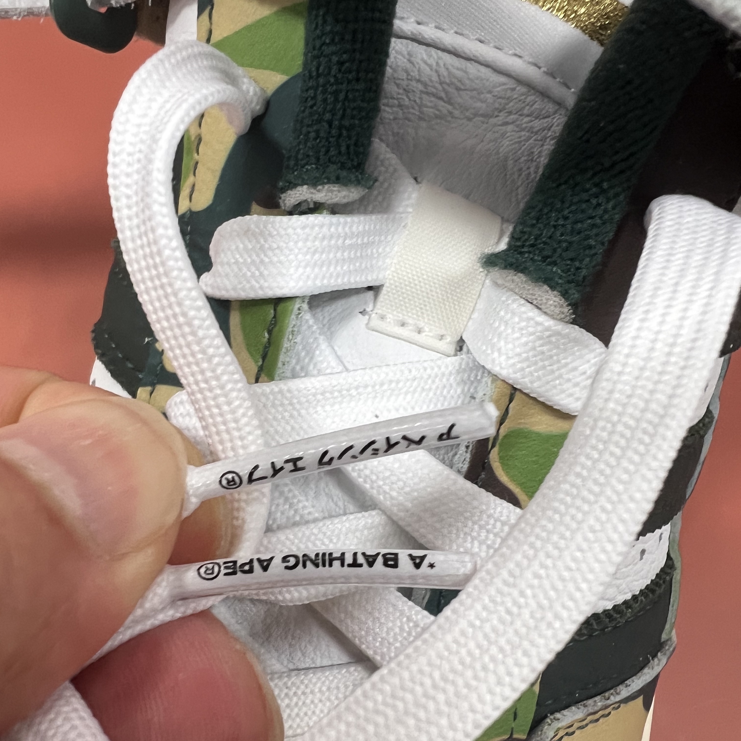 Adidas x BAPE Forum 84 Low Green Camo 착용 스타일 - 3