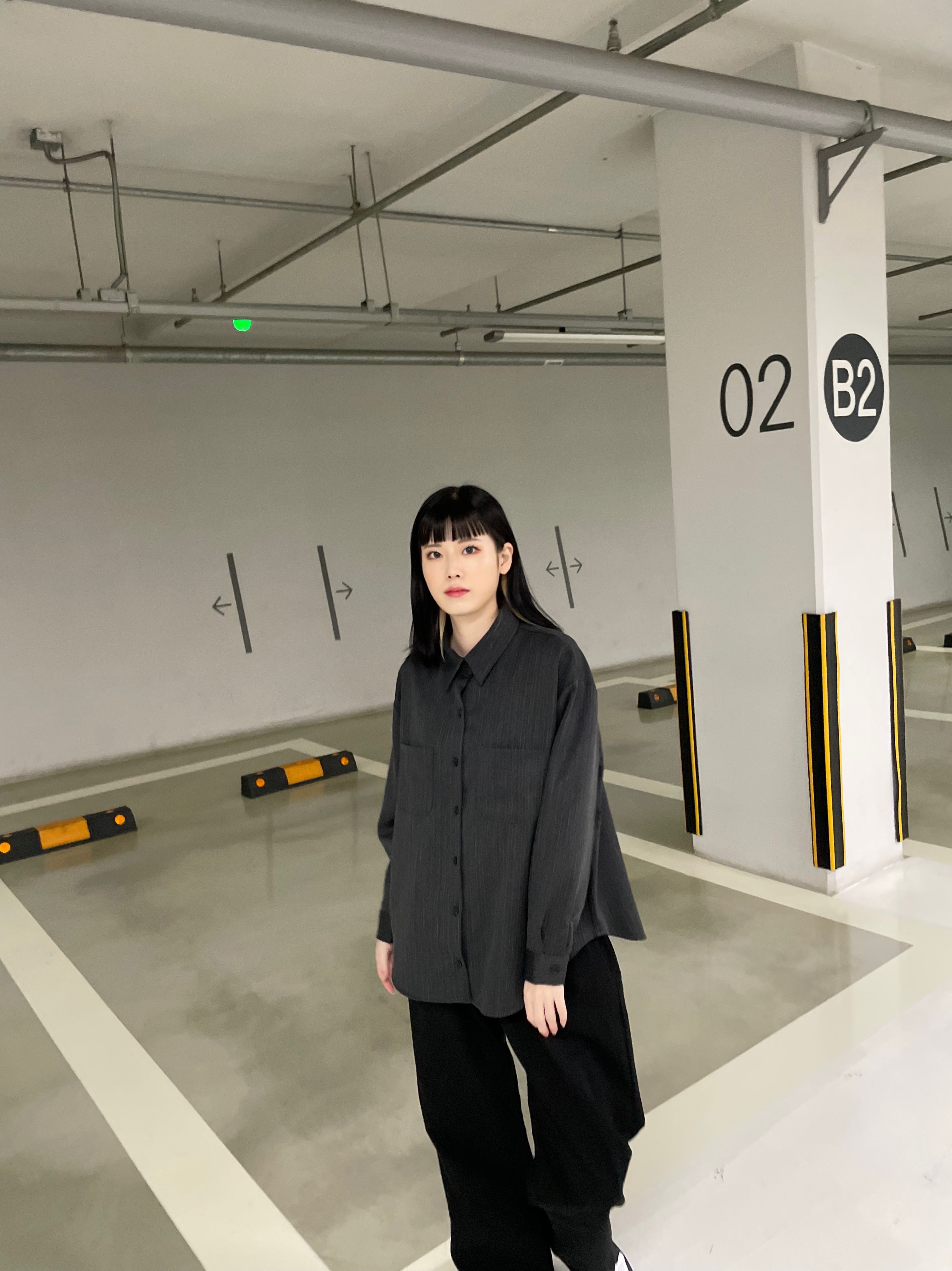 (W) 나이키 덩크 로우 블랙, 나이키 덩크 로우 레트로 블랙 착용 스타일 - 3