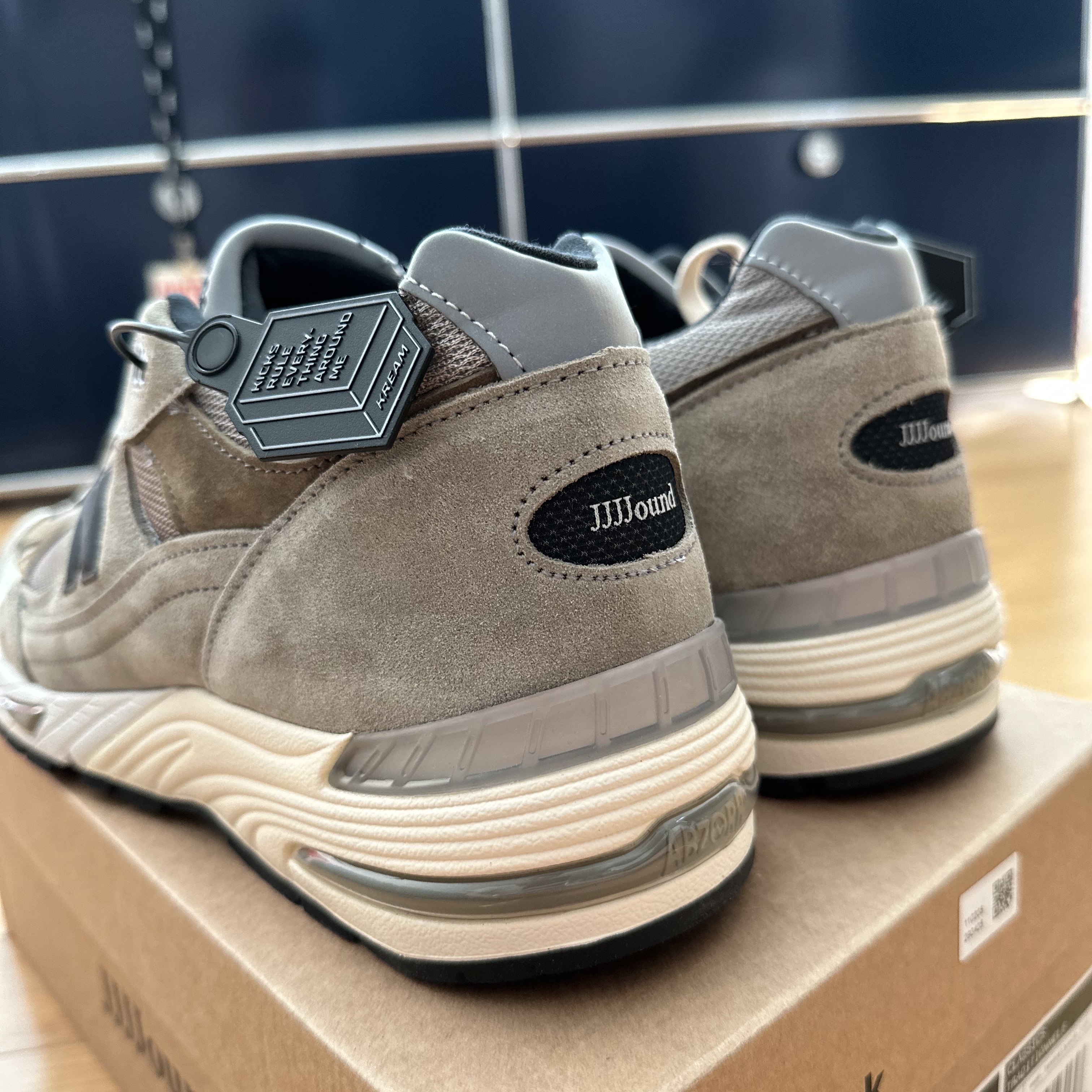 New Balance x JJJJound 991 Made in UK Grey 착용 스타일 - 4