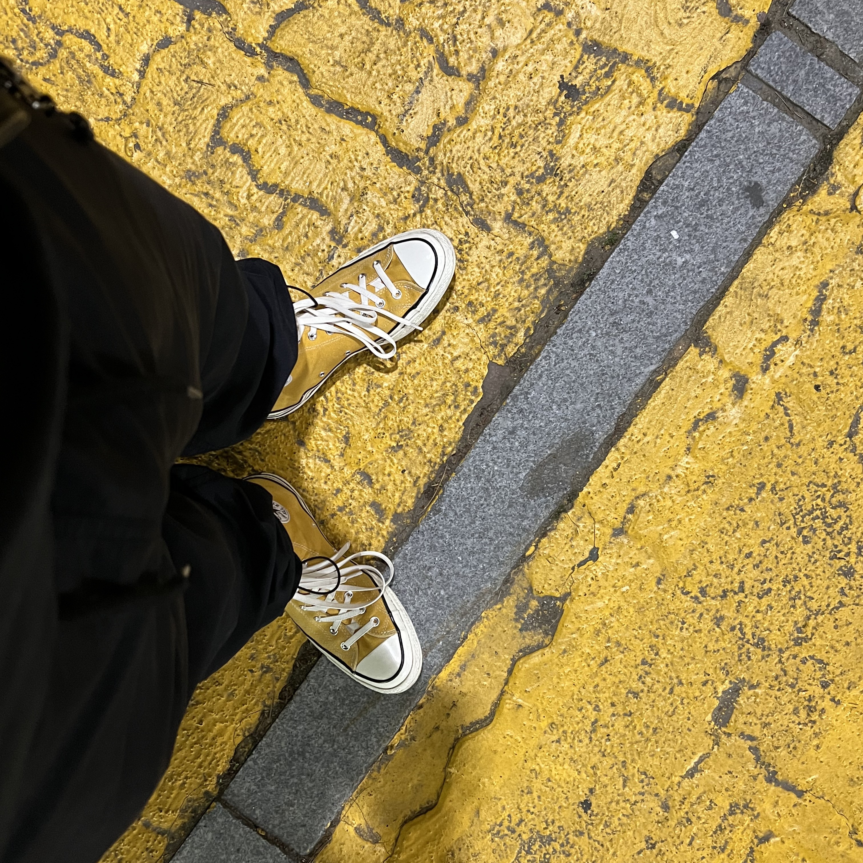 Converse Chuck 70 High Vintage Canvas Sunflower 착용 스타일 - 5