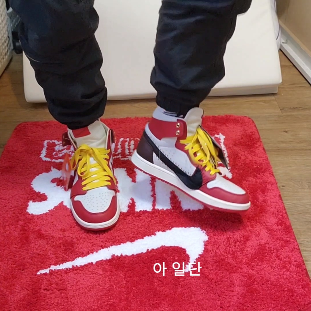 (W) Jordan 1 x Teyana Taylor Zoom CMFT 2 Gym Red 착용 스타일 - 1