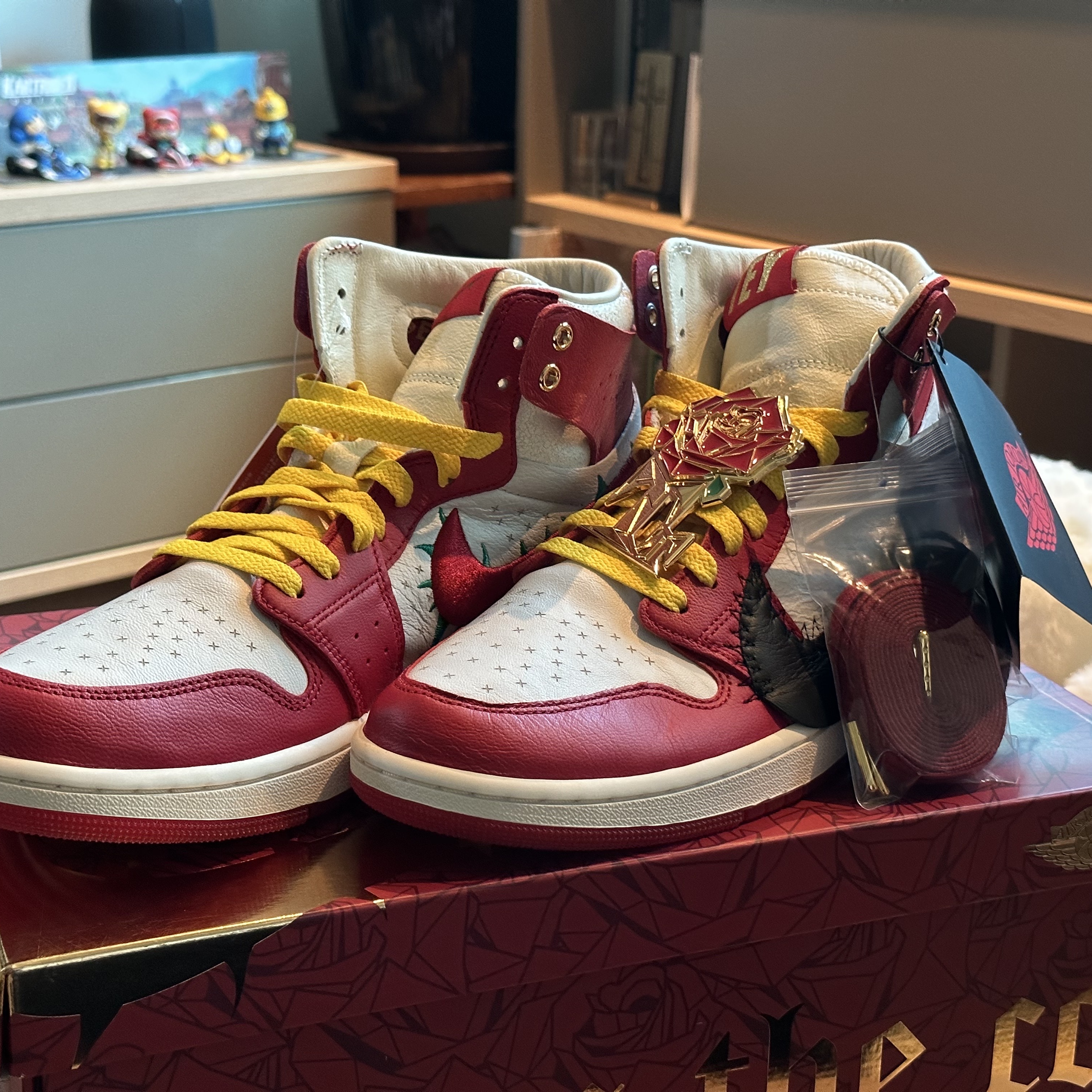 (W) Jordan 1 x Teyana Taylor Zoom CMFT 2 Gym Red 착용 스타일 - 1