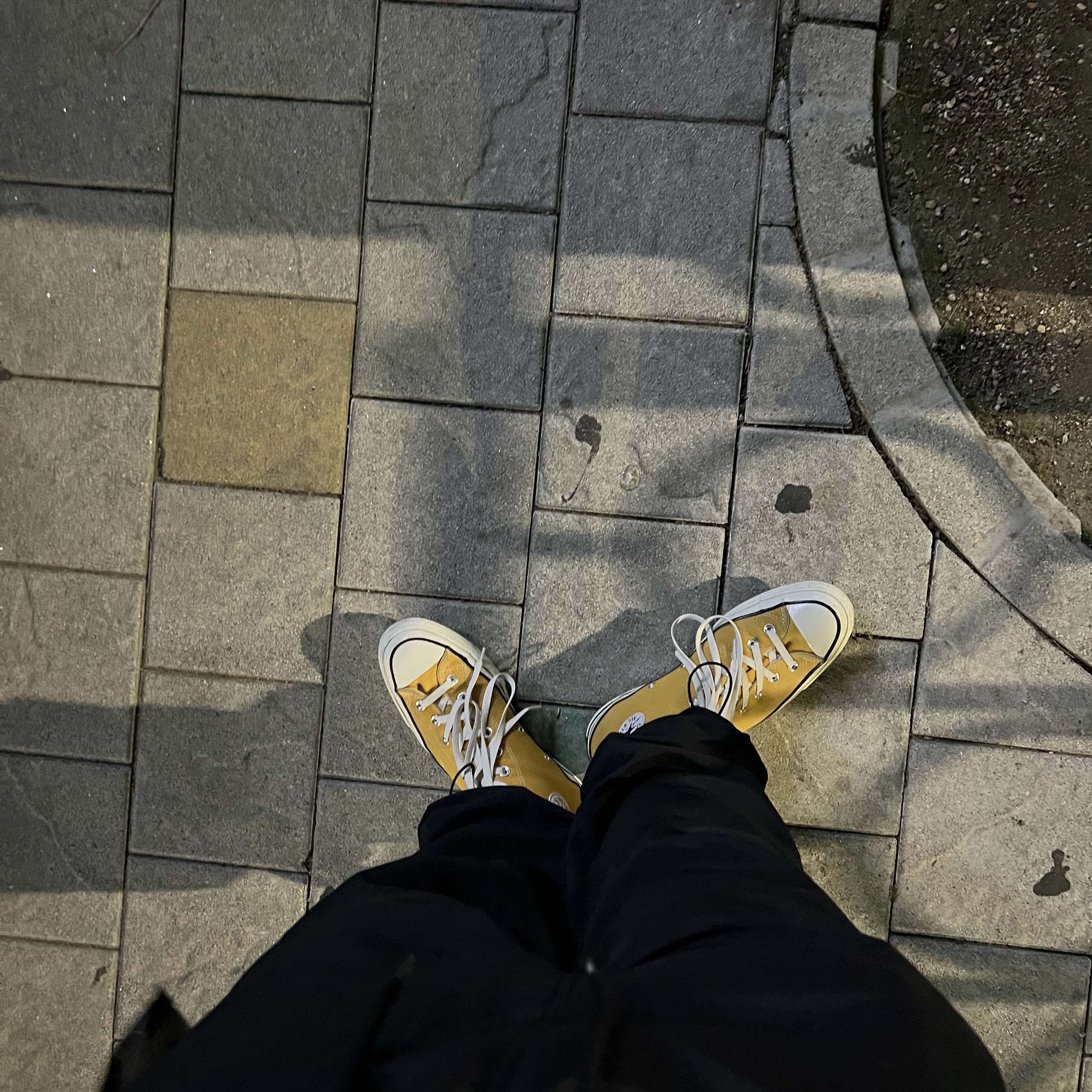 Converse Chuck 70 High Vintage Canvas Sunflower 착용 스타일 - 2