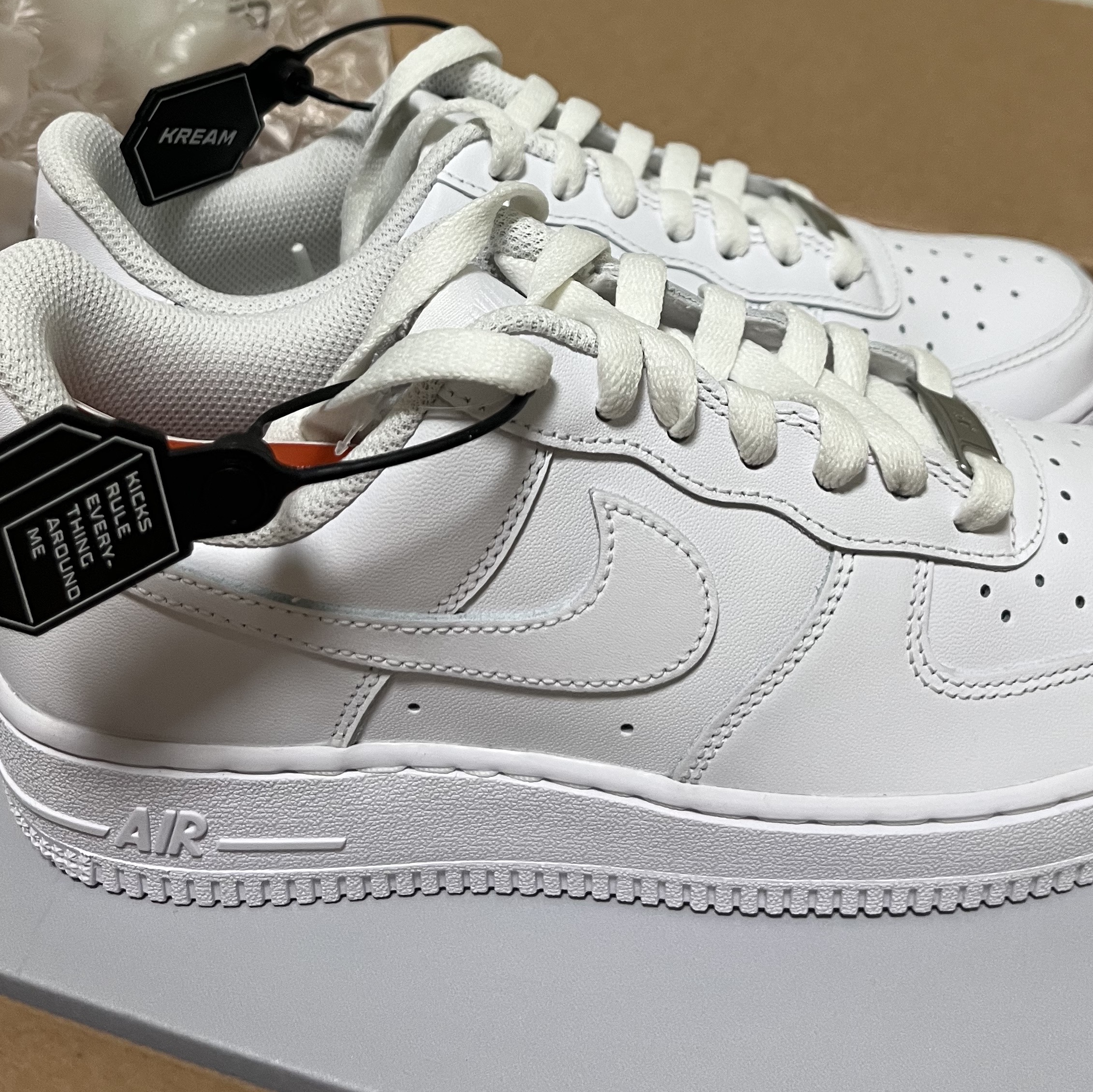 (W) Nike Air Force 1 '07 Low White 착용 스타일