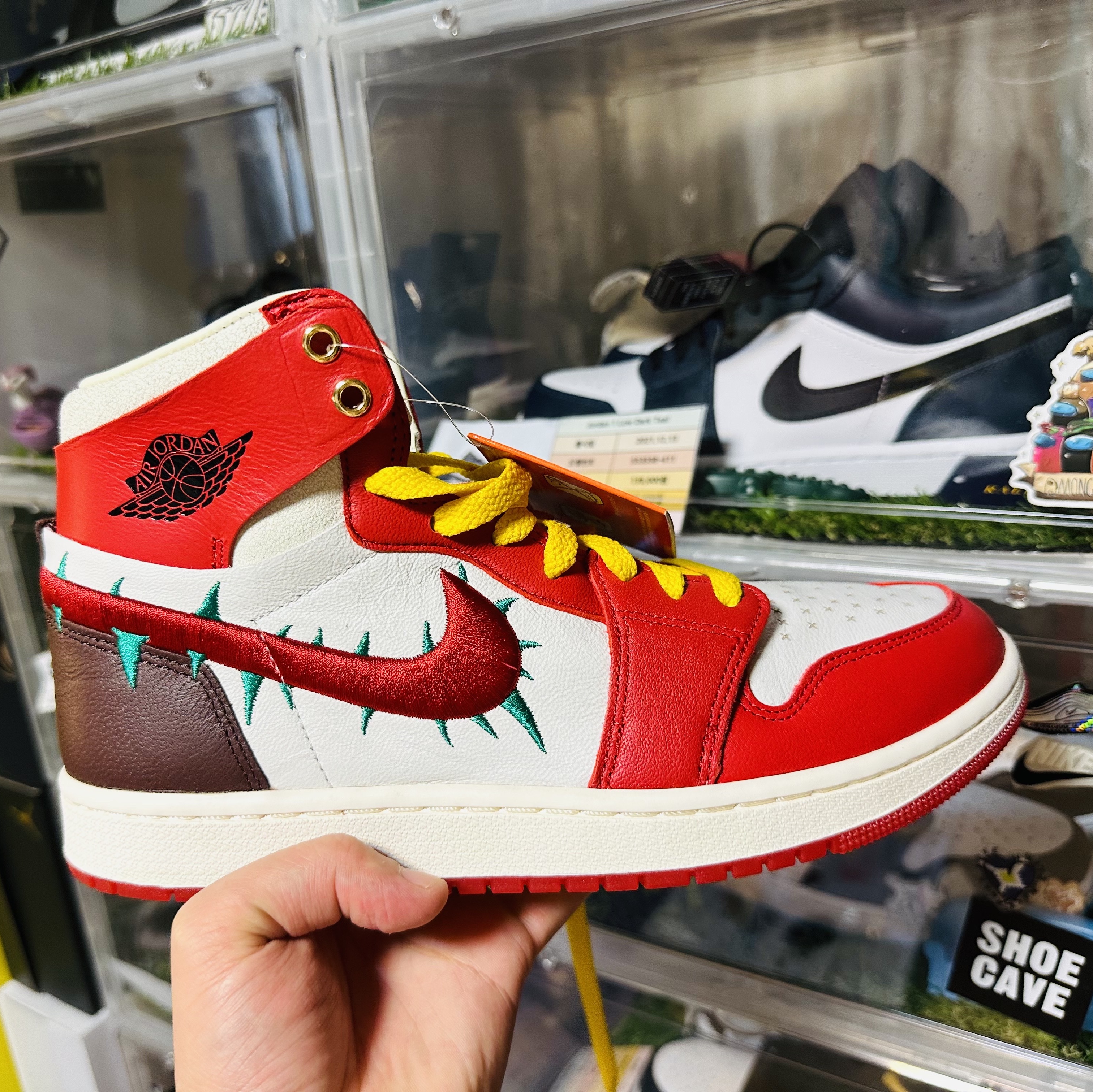 (W) Jordan 1 x Teyana Taylor Zoom CMFT 2 Gym Red 착용 스타일 - 1