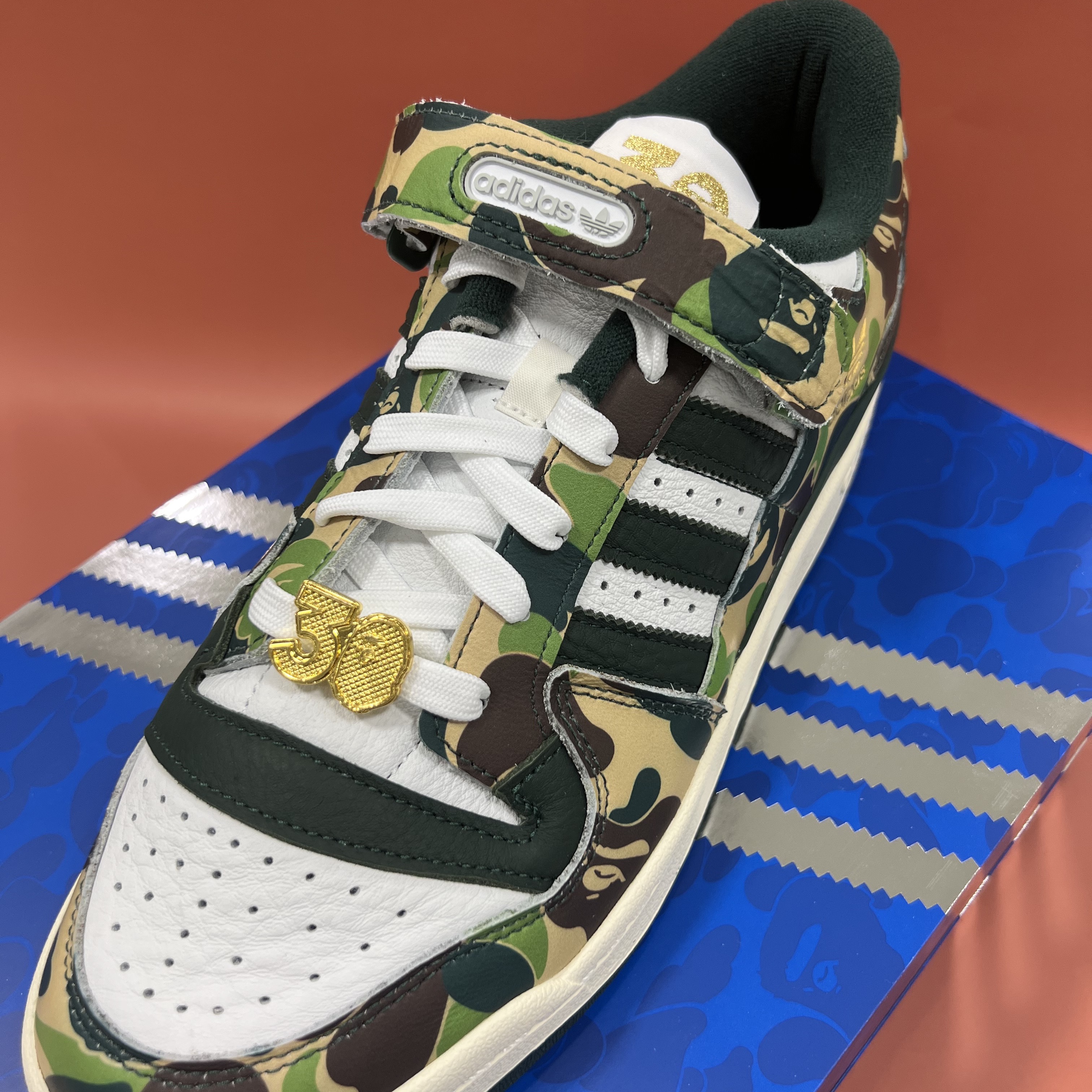 Adidas x BAPE Forum 84 Low Green Camo 착용 스타일 - 2
