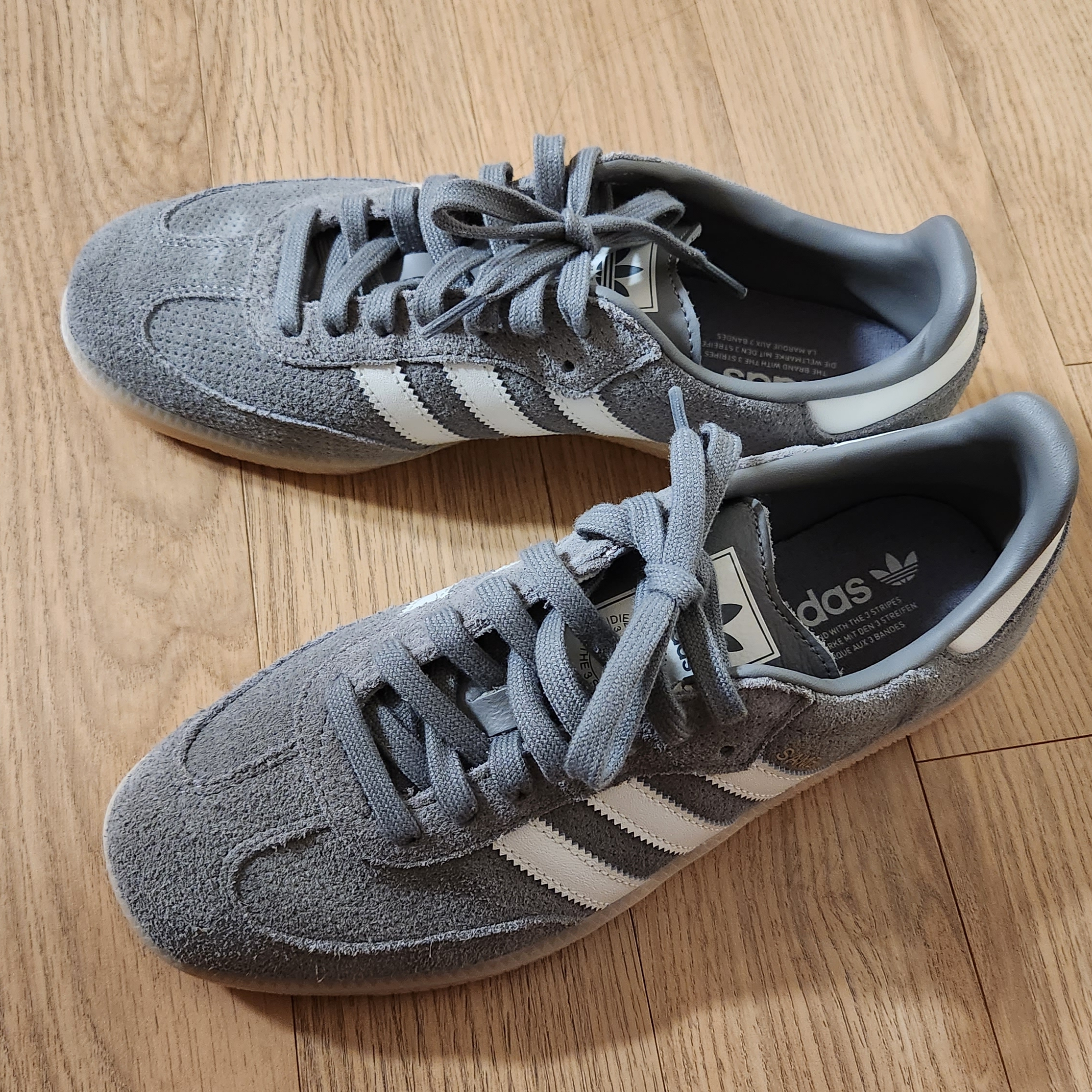 Adidas Samba OG Grey Three 착용 스타일 - 3