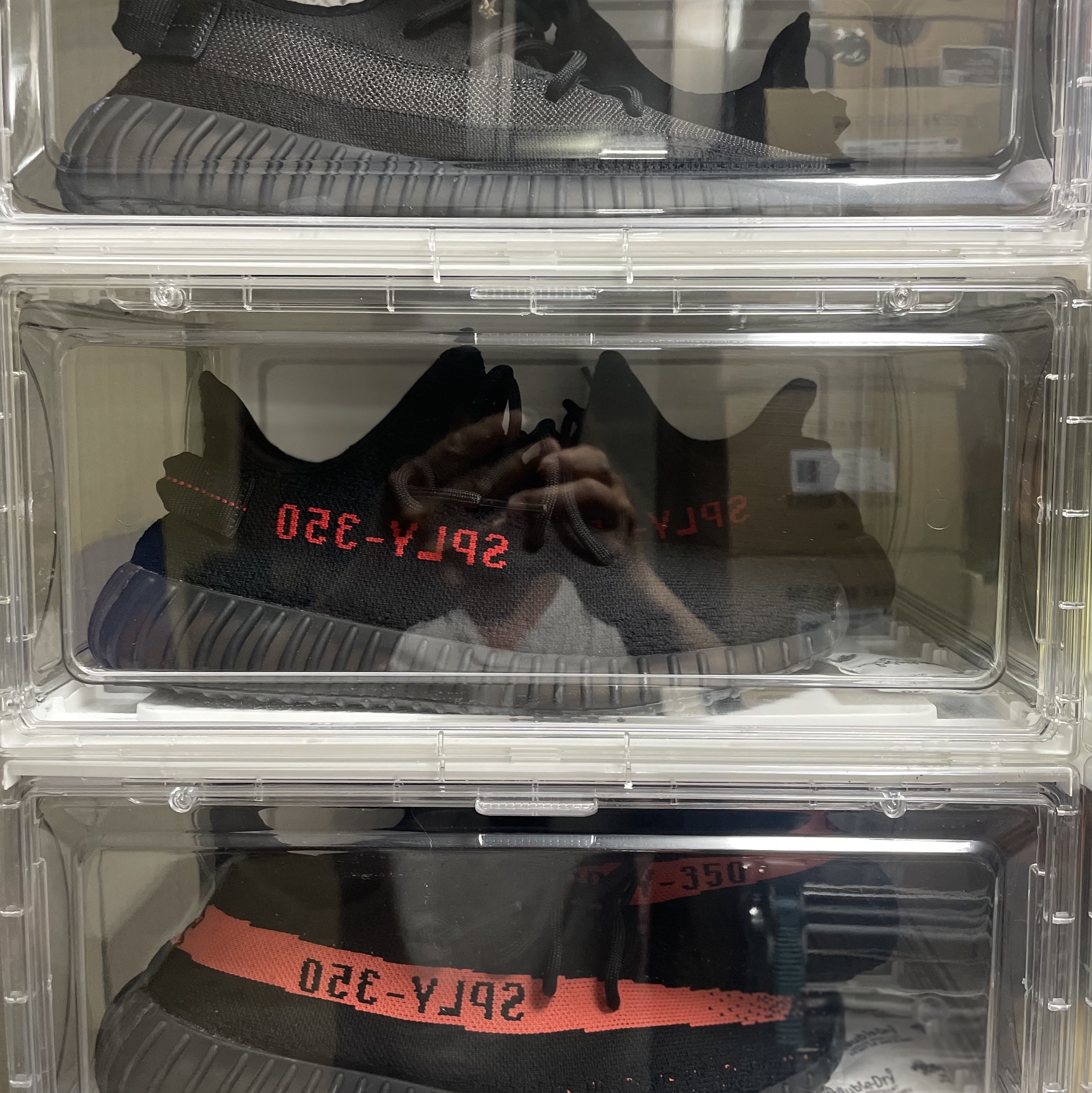 Adidas Yeezy Boost 350 V2 Onyx, Adidas Yeezy Boost 350 V2 Black Red 2017 착용 스타일 - 5