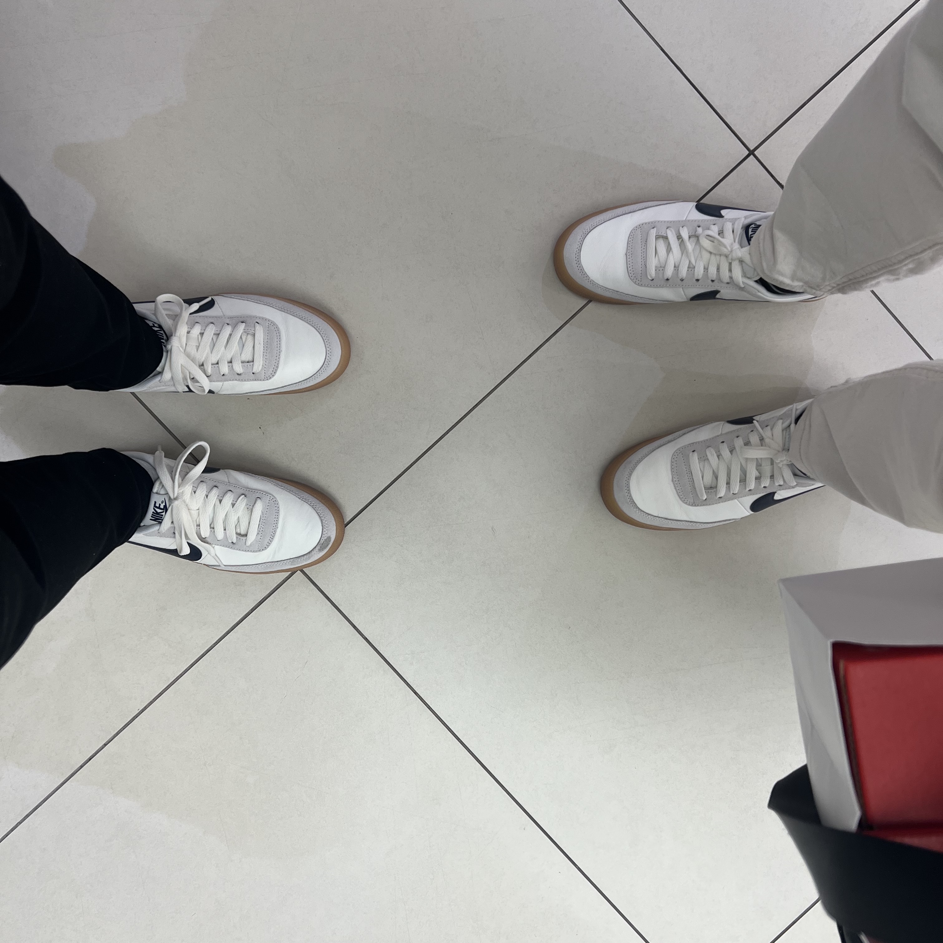 Nike x J.Crew Killshot 2 Sail Midnight Navy 착용 스타일