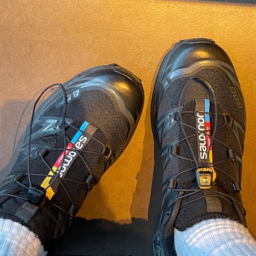 Salomon XT-6 ADV Black 착용 스타일