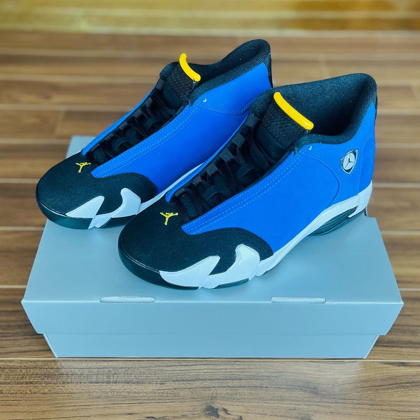 Jordan 14 Retro Laney 착용 스타일 - 1