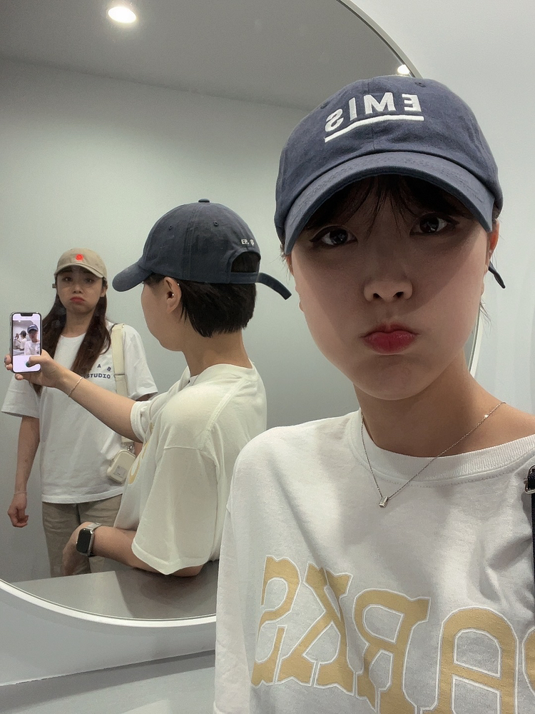 KREAM 프로필 이미지