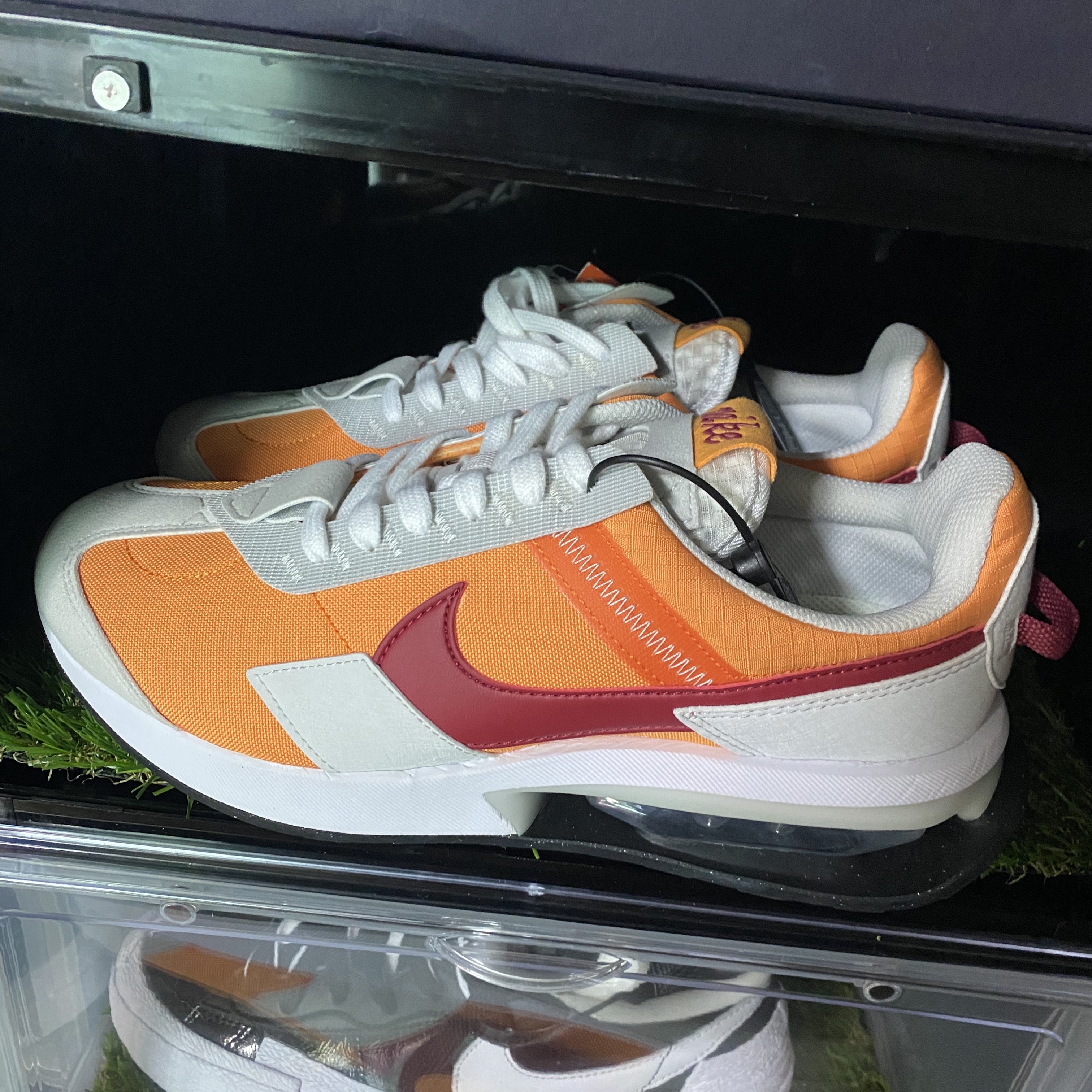 Nike Air Max Pre-Day Kumquat 착용 스타일 - 1
