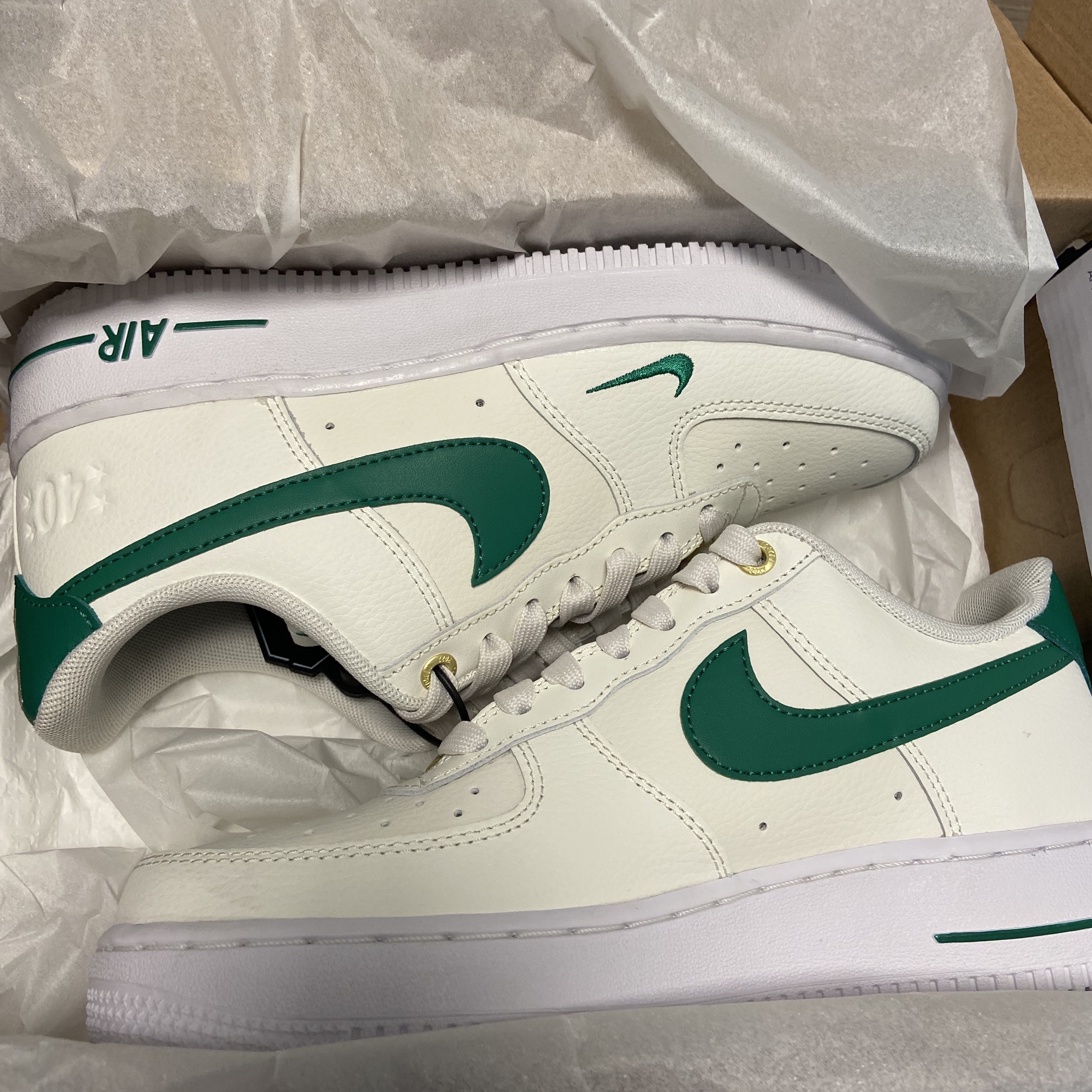 (W) Nike Air Force 1 '07 SE 40th Anniversary Join Forces Sail Malachite 착용 스타일 - 2