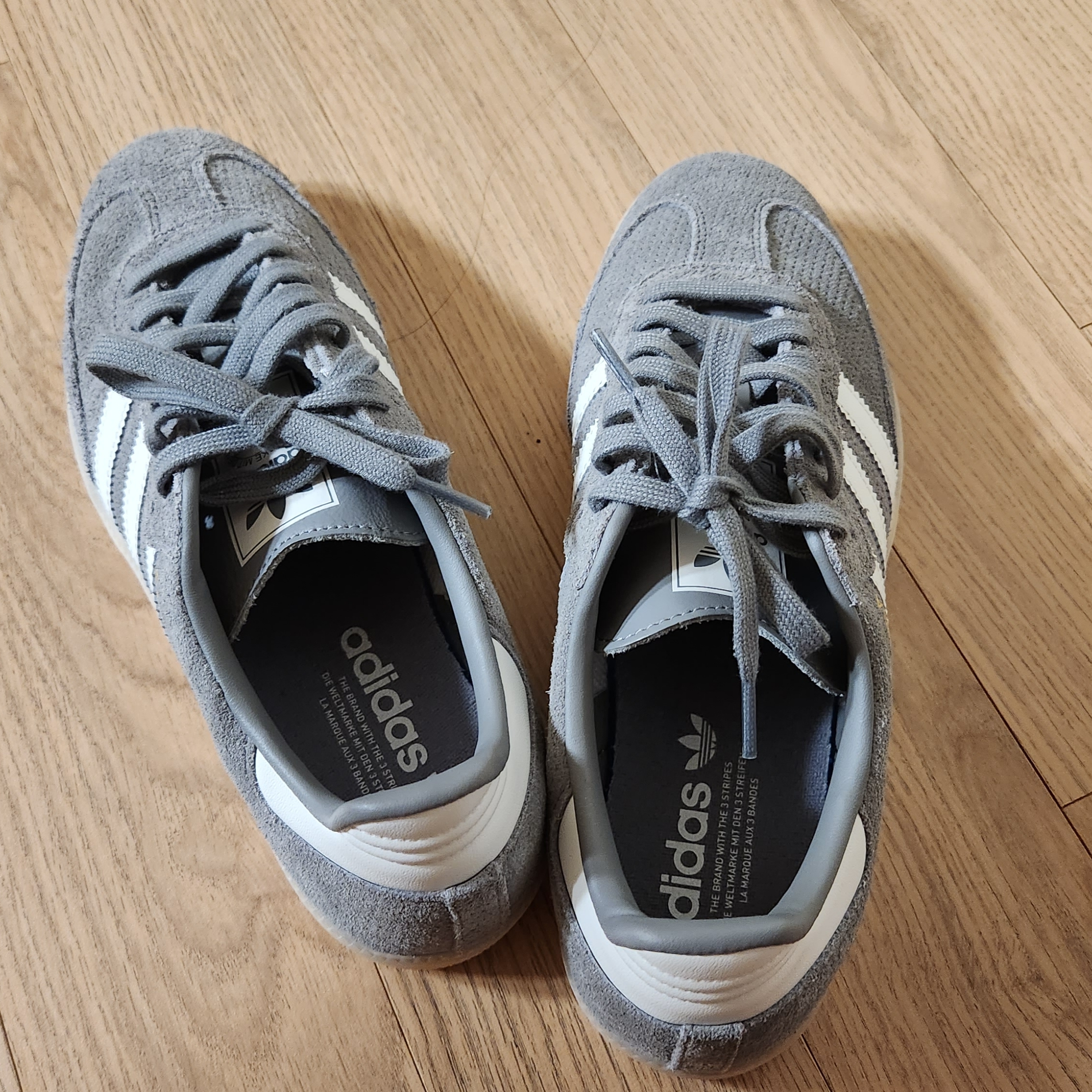 Adidas Samba OG Grey Three 착용 스타일 - 1