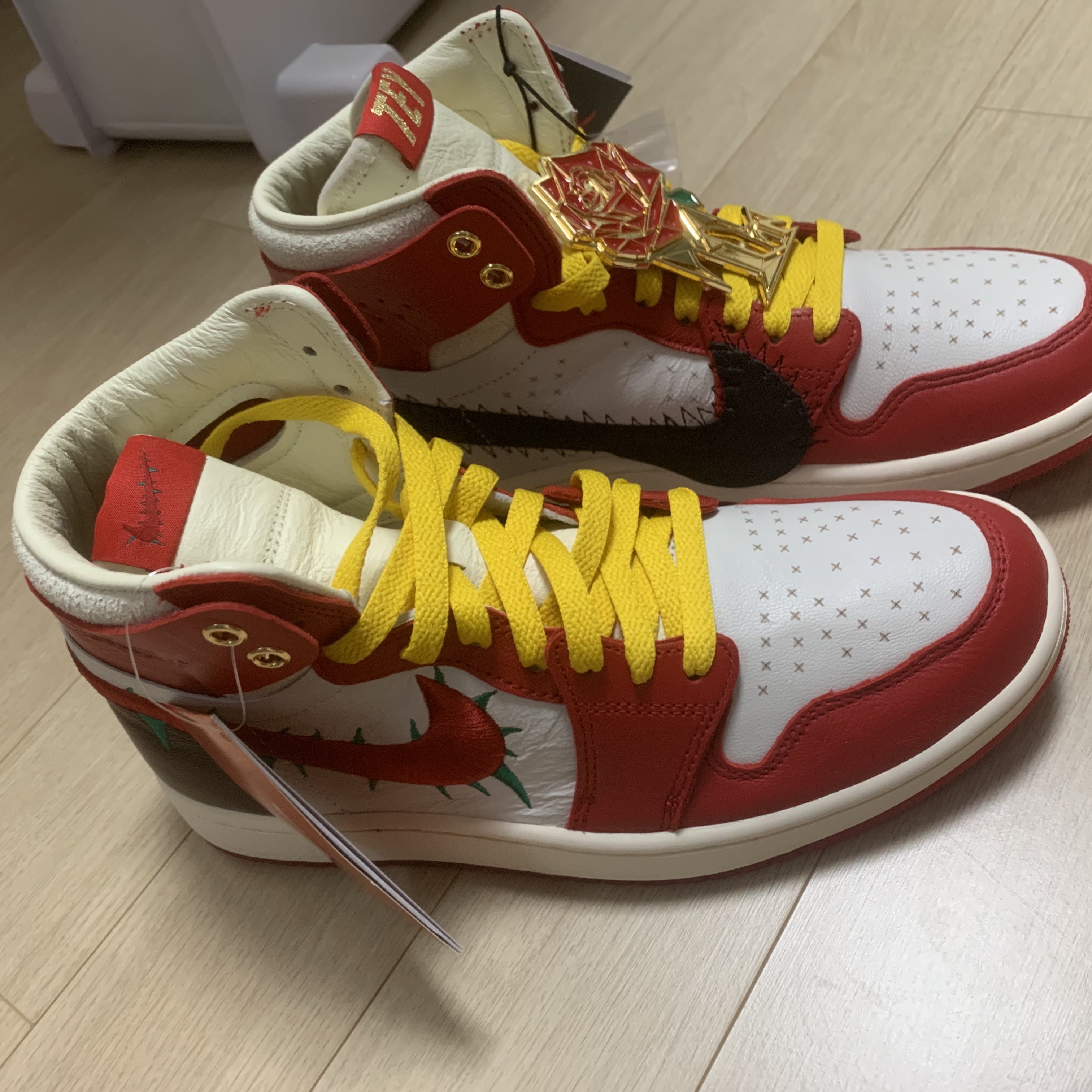(W) Jordan 1 x Teyana Taylor Zoom CMFT 2 Gym Red 착용 스타일 - 4