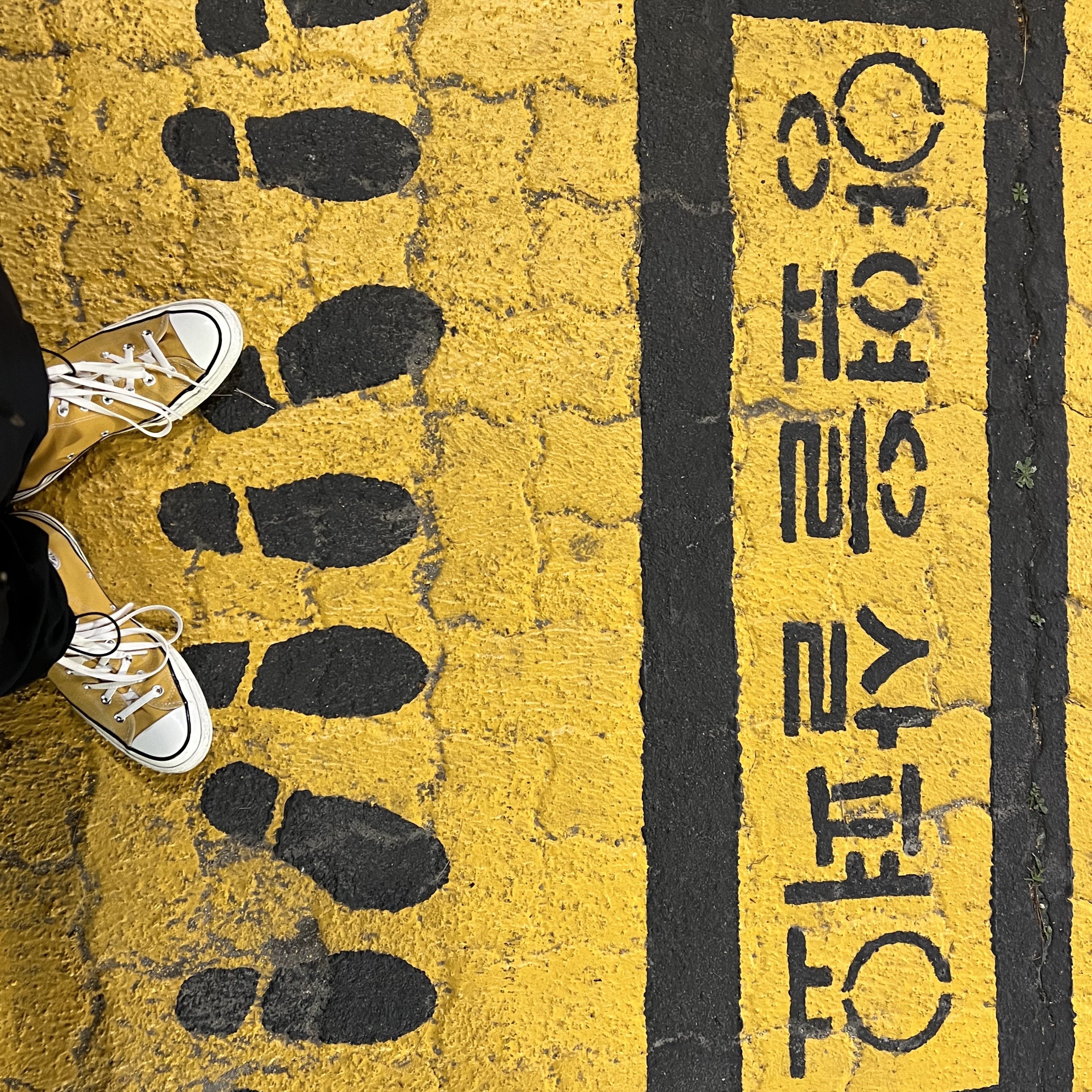 Converse Chuck 70 High Vintage Canvas Sunflower 착용 스타일 - 4