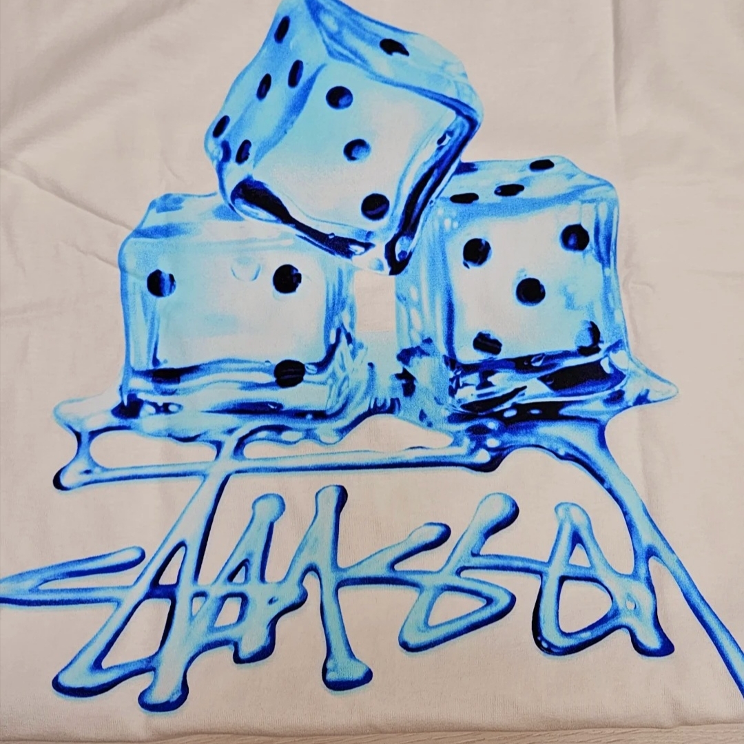 Stussy Melted T-Shirt White 착용 스타일 - 3